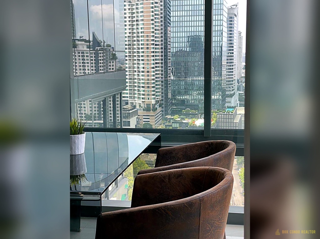2-Bedroom Condo for Rent at Ashton Silom (72 sqm) — Saint Louis BTS