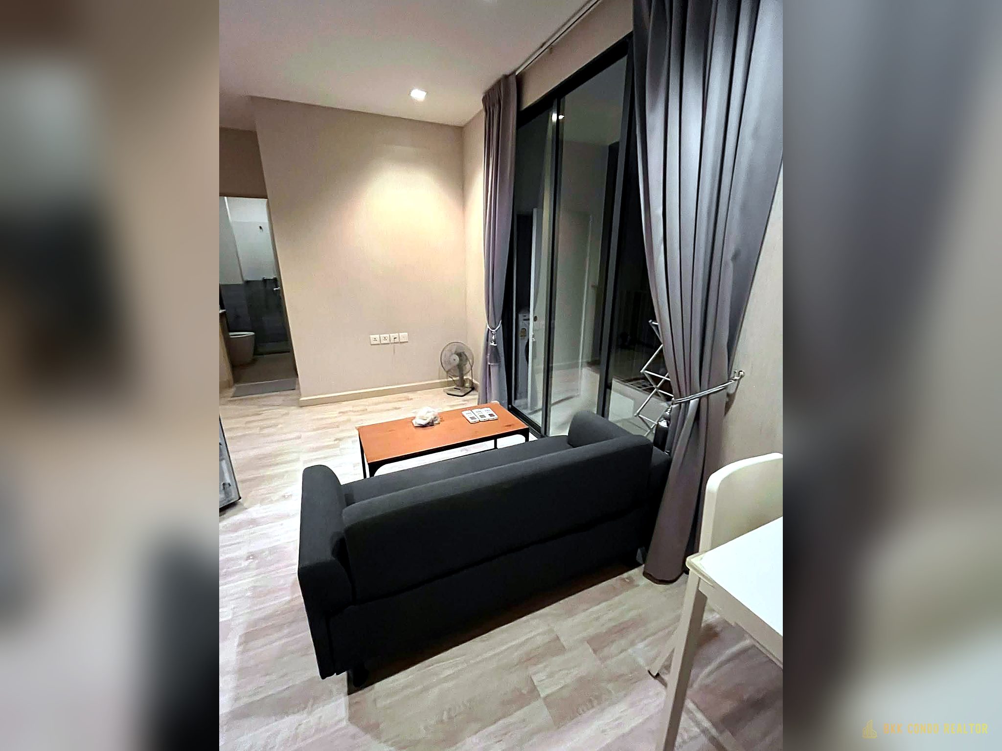 2-Bedroom Condo for Rent at IDEO Mobi Sathorn (42 sqm) — BTS Krung Thonburi