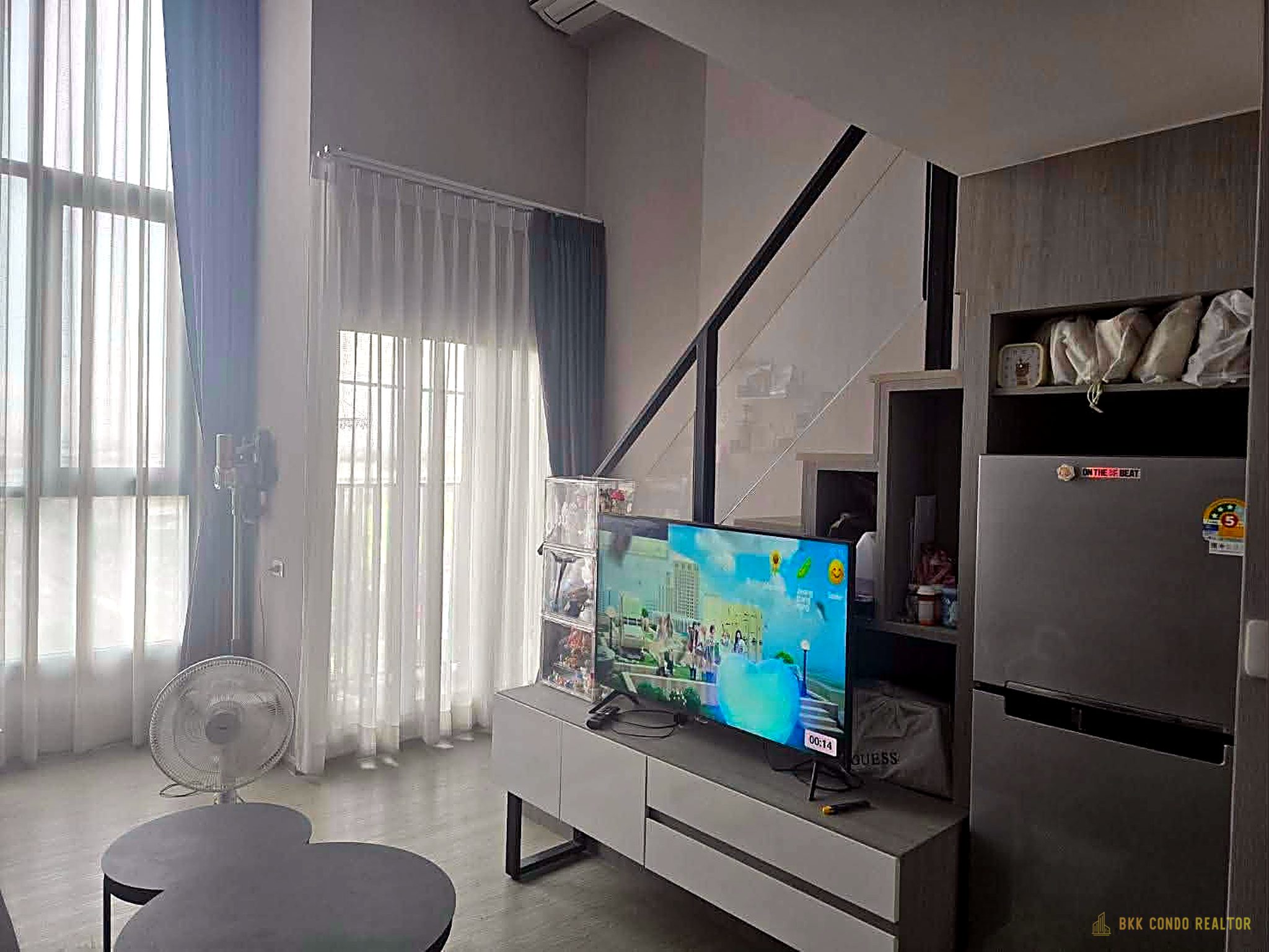 Duplex 1-Bedroom Condo for Rent at Origin Plug & Play Ramkhamhaeng Triple Station (34 sqm) — Ramkhamhaeng