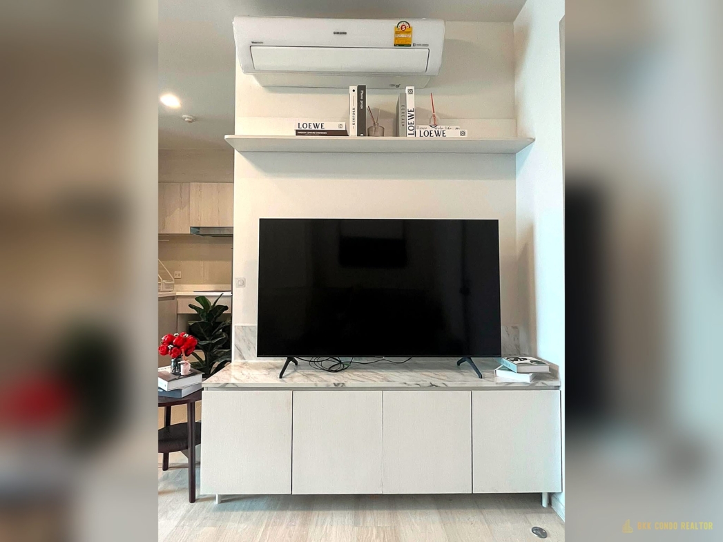 1-Bedroom Condo for Rent at Life One Wireless (35 sqm) — Ploenchit BTS