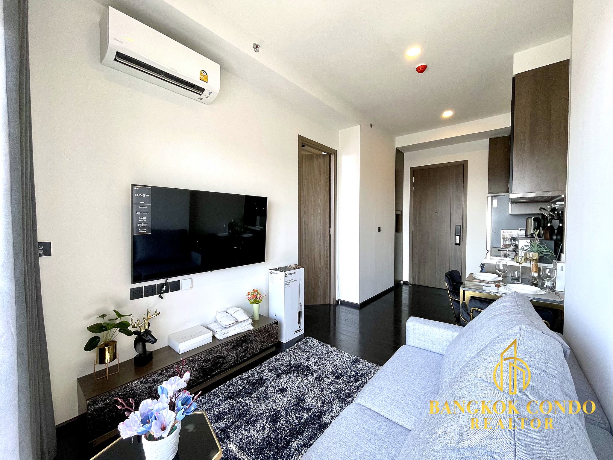 03-living_room-80 1-Bedroom Condo for Rent at Park Origin Thonglor (33 sqm) — Thonglor BTS