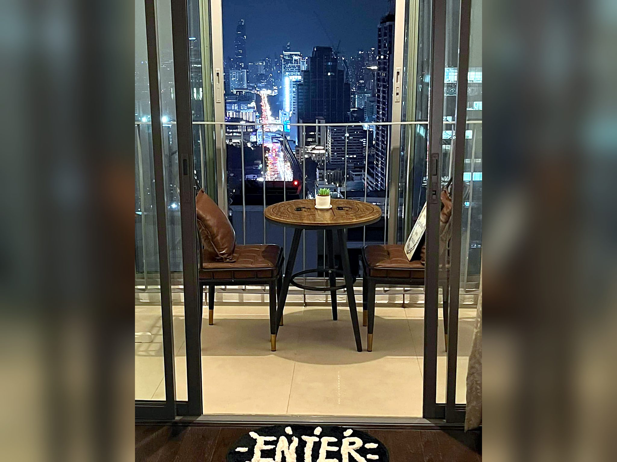 1-Bedroom Condo for Rent at IDEO Q Phayathai (45 sqm) — Phaya Thai BTS