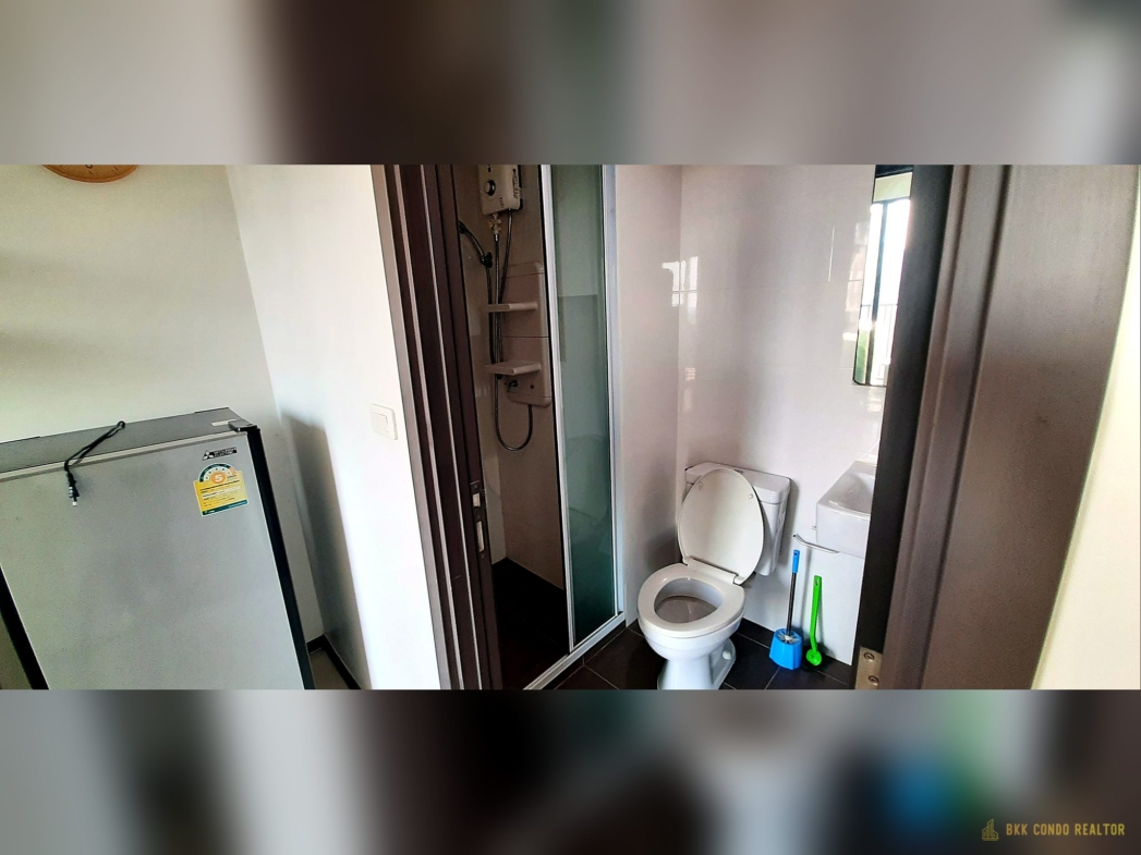 1-Bedroom Condo for Rent at The Base Park West (27 sqm) — On Nut BTS