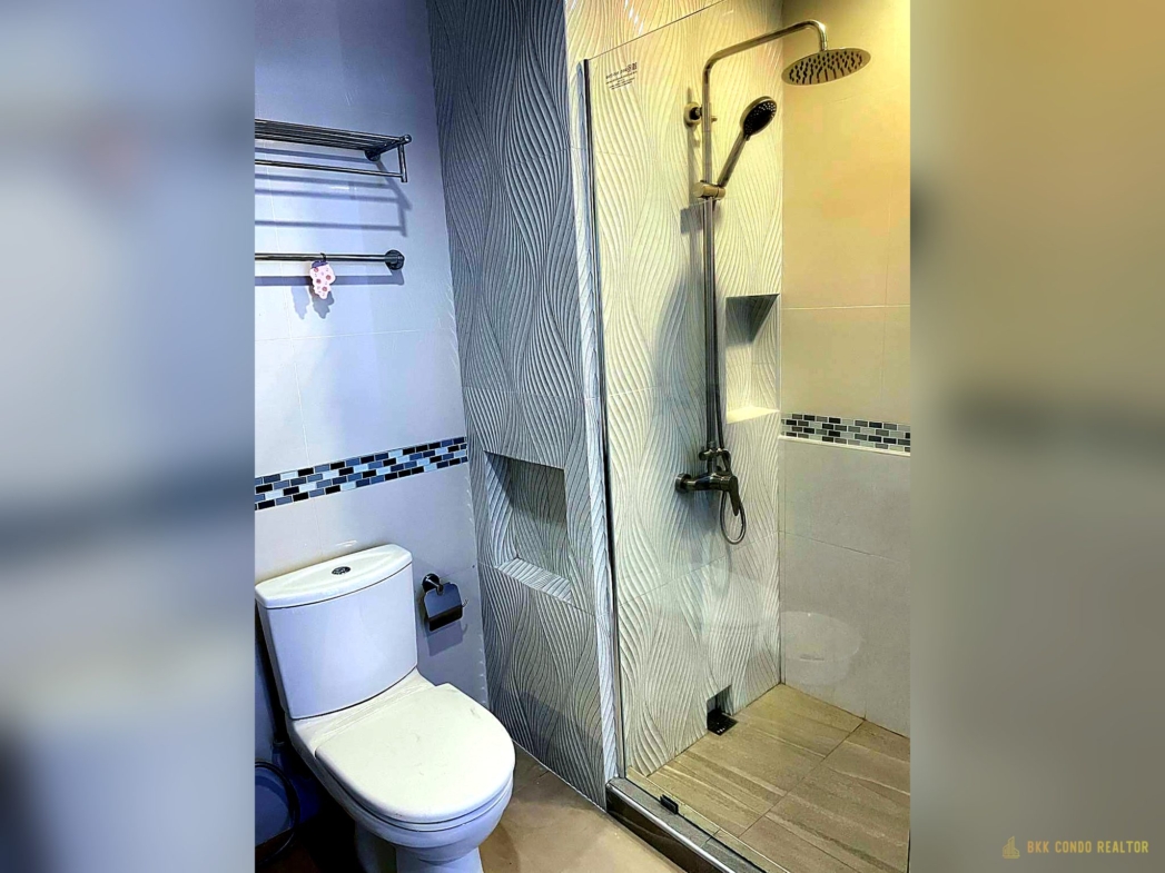 1-Bedroom Condo for Rent at IDEO Q Phayathai (50 sqm) — Phaya Thai BTS