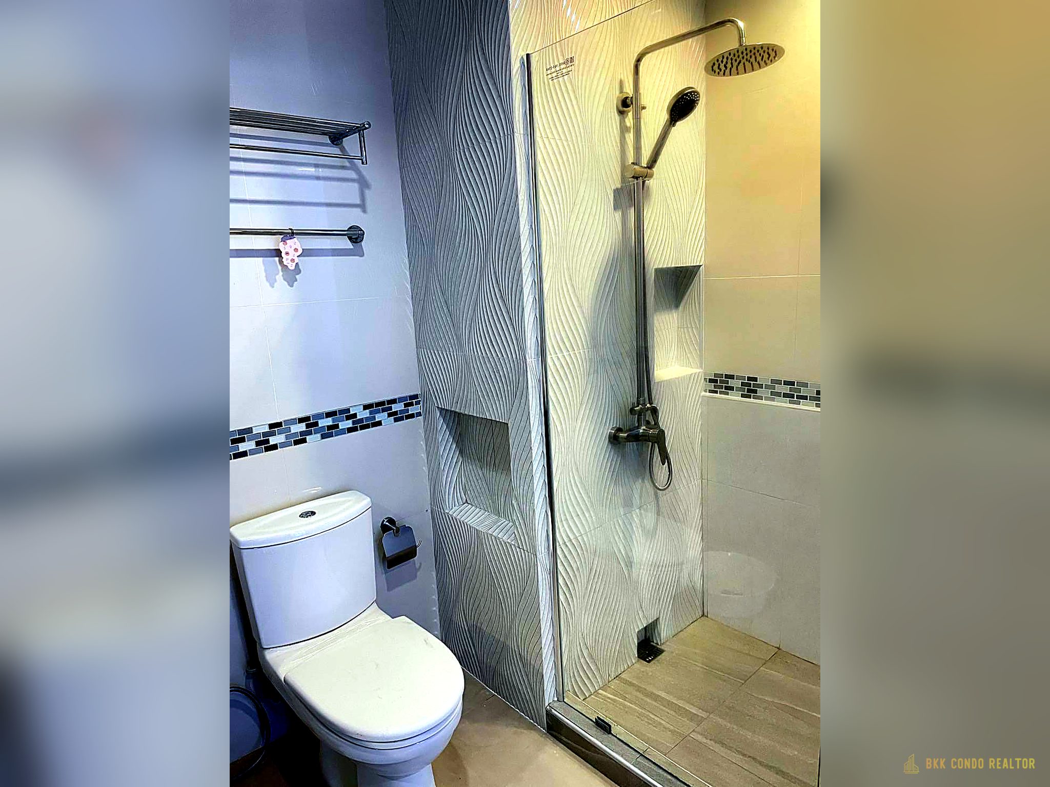 04-bathroom-2 1-Bedroom Condo for Rent at IDEO Q Phayathai (50 sqm) — Phaya Thai BTS
