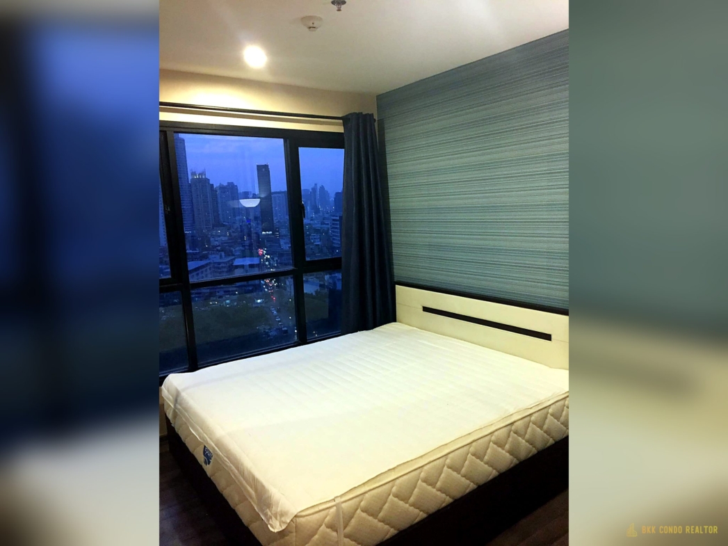 1-Bedroom Condo for Rent at The Base Park West (26 sqm) — On Nut BTS