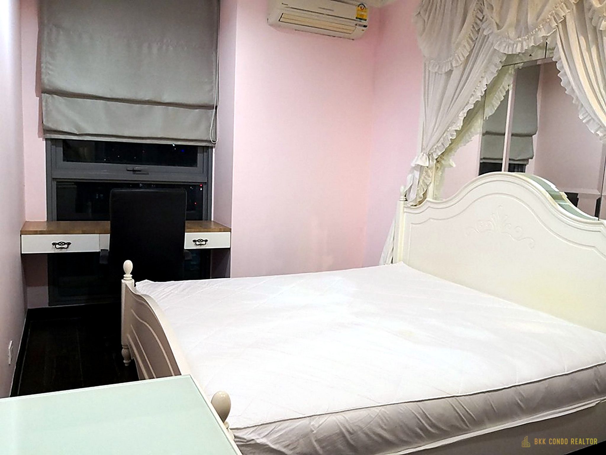 1-Bedroom Condo for Rent at IDEO Q Phayathai (42 sqm) — Phaya Thai BTS