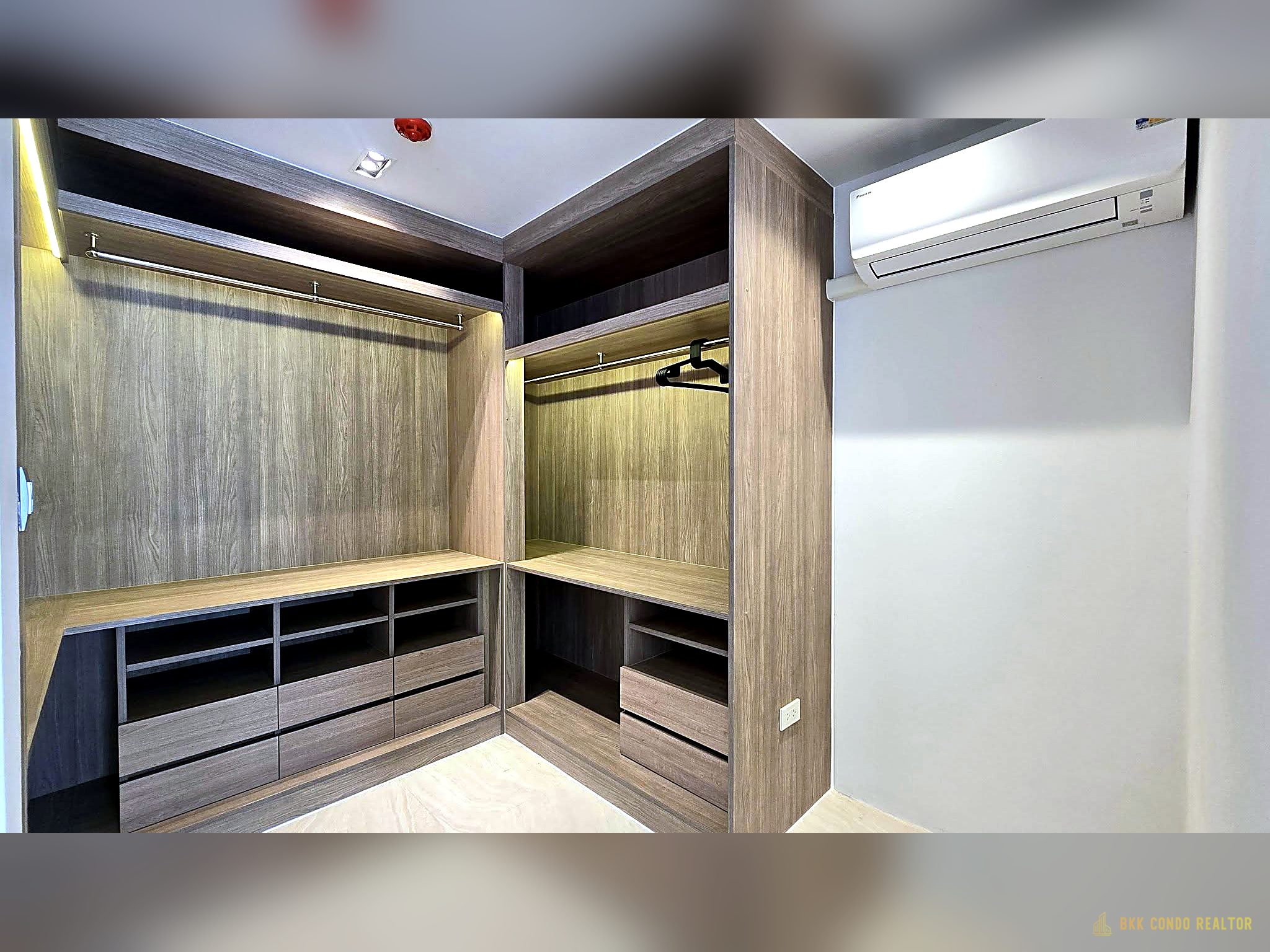 2-Bedroom Condo for Rent at Craft Ploenchit (95.62 sqm) — Ploenchit BTS