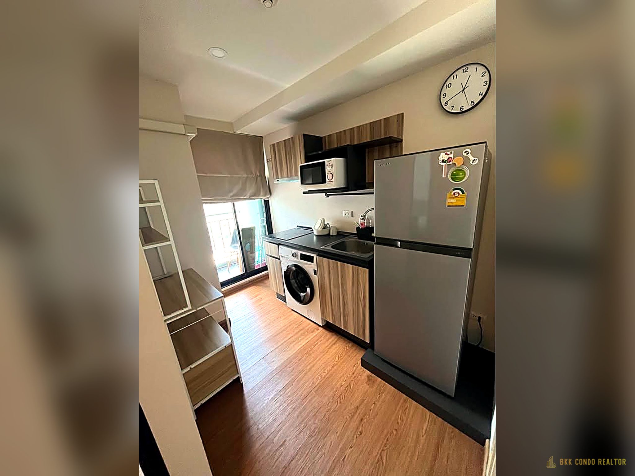 04-kitchen-15 1-Bedroom Condo for Rent at ARISE Condo Ratchada 19 (29 sqm) — Ratchada MRT