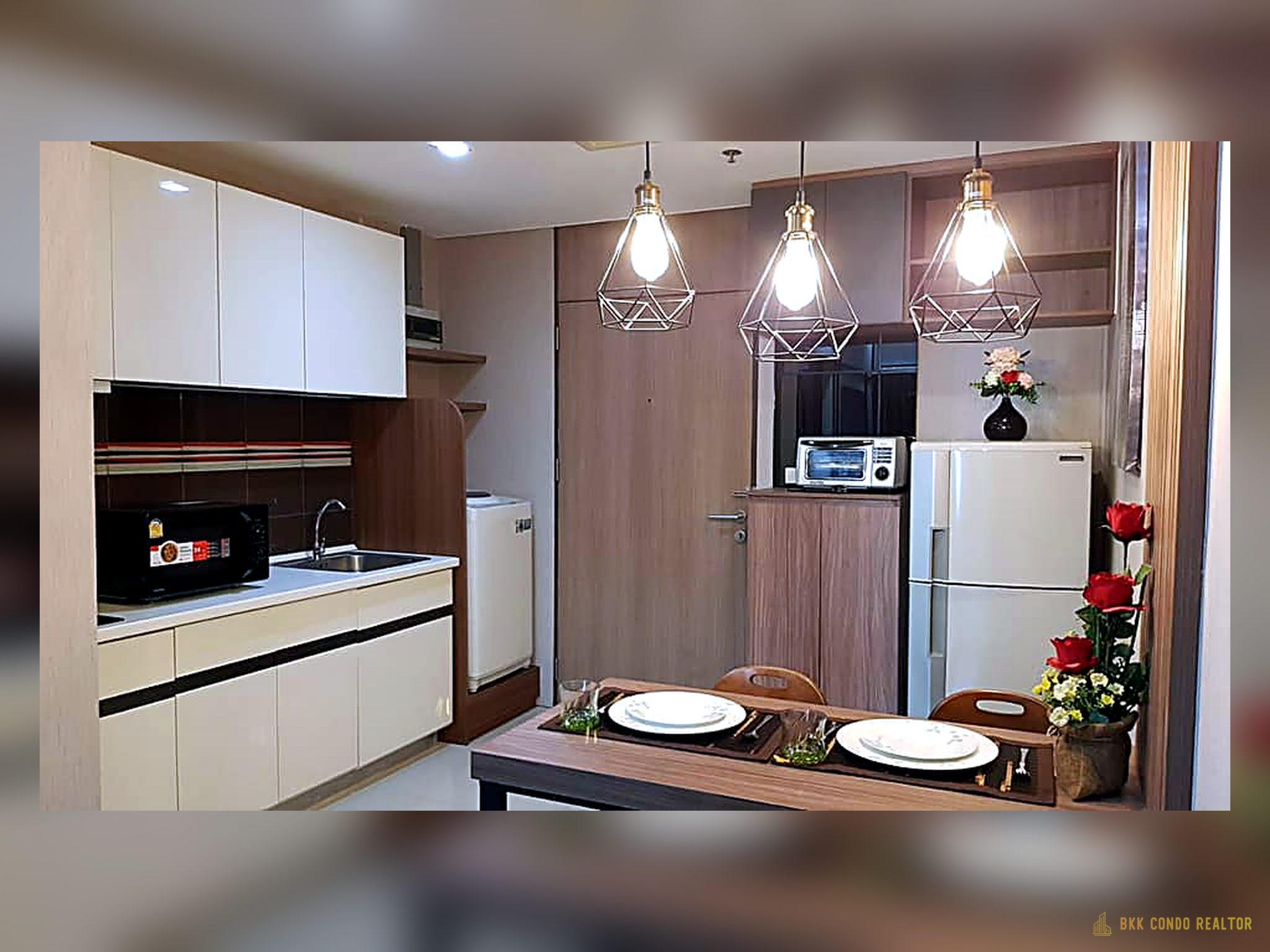 04-kitchen-30 1-Bedroom Condo for Rent at Noble Remix Thonglor (43 sqm) — Thonglor BTS