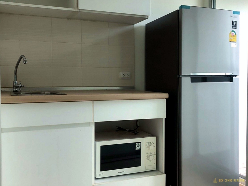 2-Bedroom Condo for Rent at Lumpini Ville Sukhumvit 77-2 (45 sqm) — On Nut BTS