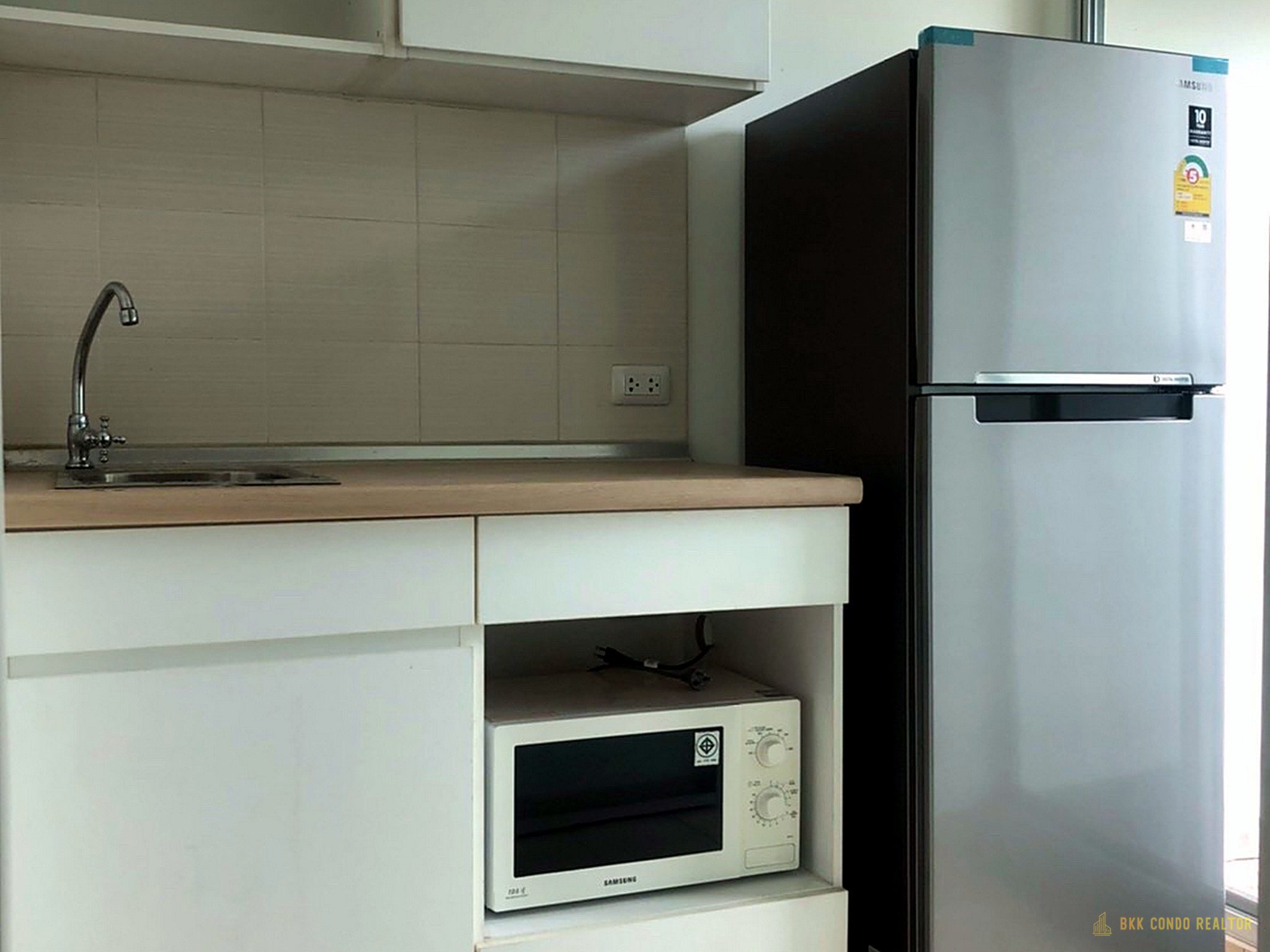 2-Bedroom Condo for Rent at Lumpini Ville Sukhumvit 77-2 (45 sqm) — On Nut BTS