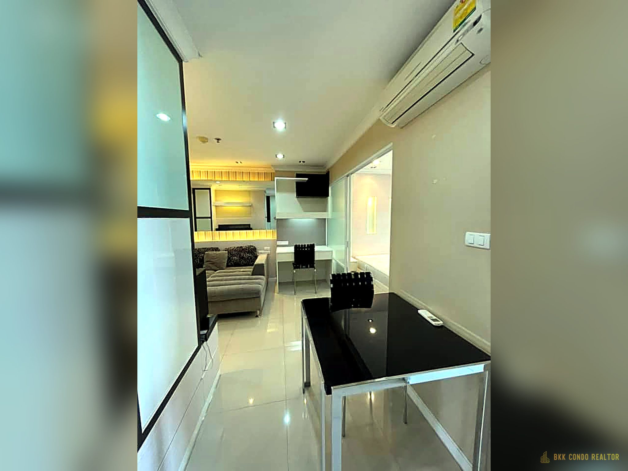 1-Bedroom Condo for Rent at Lumpini Place Rama 9 – Ratchada (37 sqm) — Rama 9 MRT