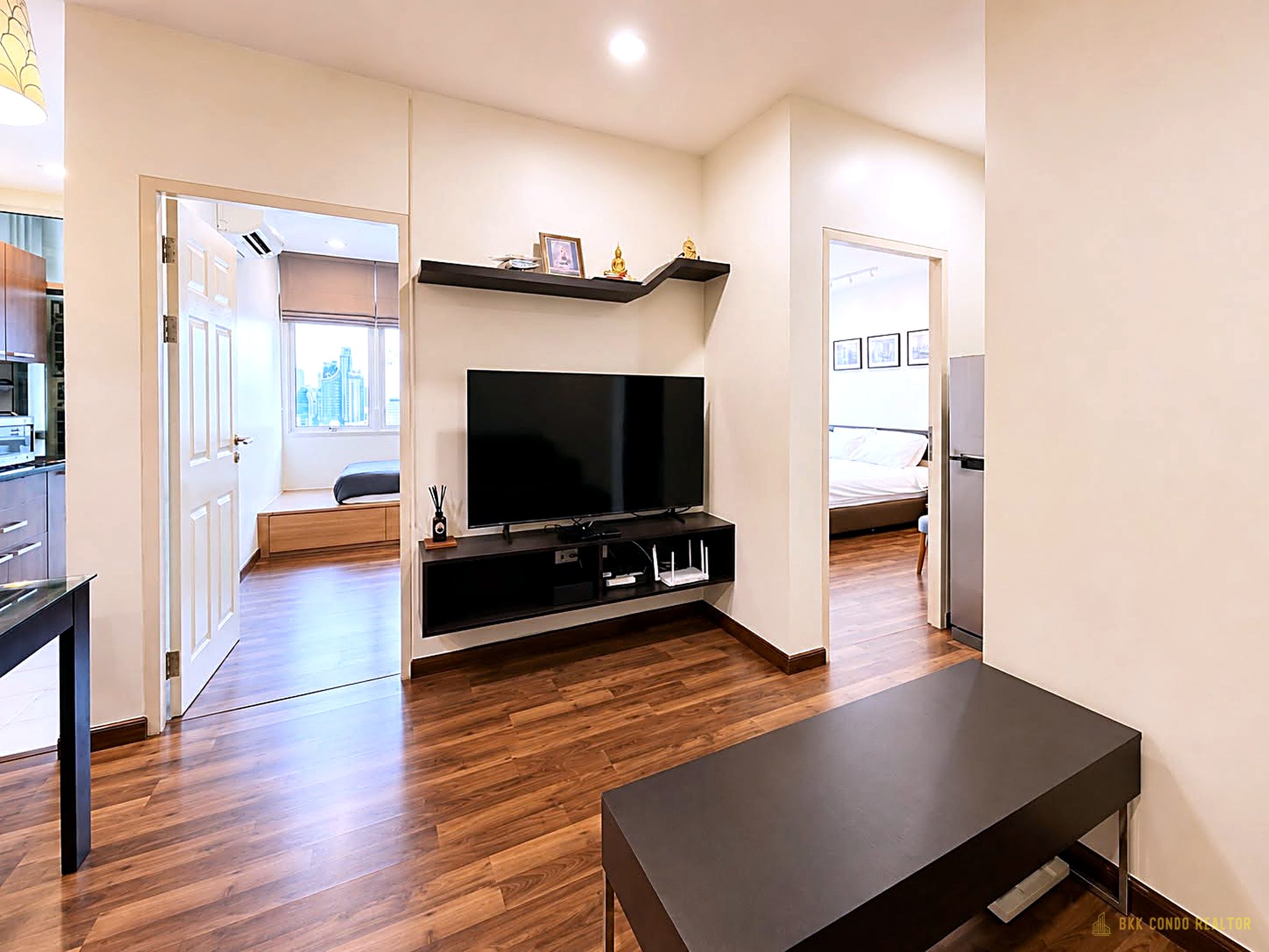 2-Bedroom Condo for Rent at Chewathai Ratchaprarop (55 sqm) — Victory Monument BTS