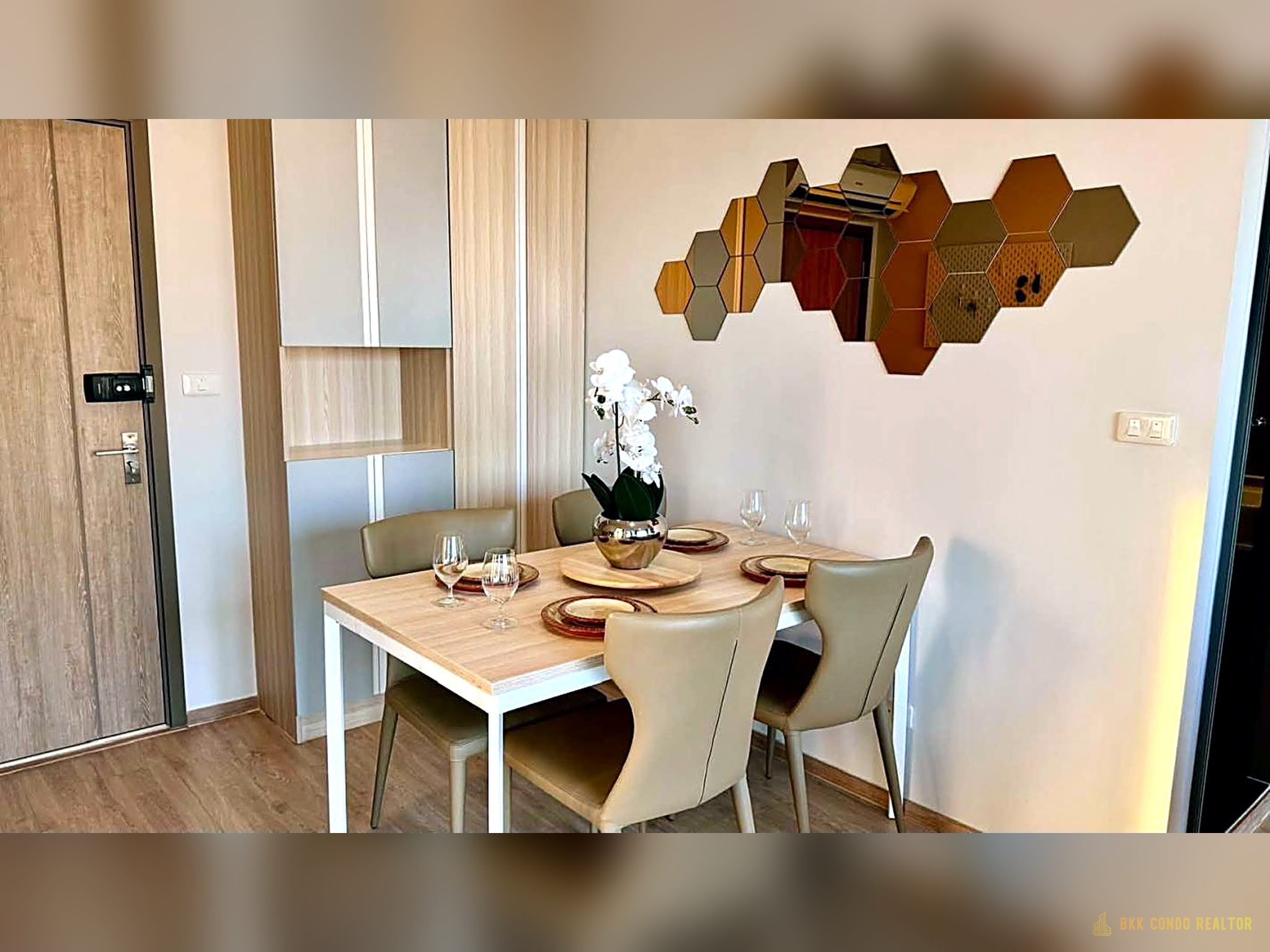 2-Bedroom Condo for Rent at Ideo O2 Bangna (47 sqm) — Bangna BTS