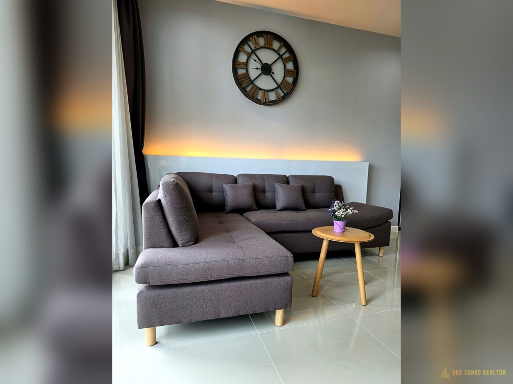 1-Bedroom Condo for Rent at Circle Condominium (48 sqm) — MRT Phetchaburi