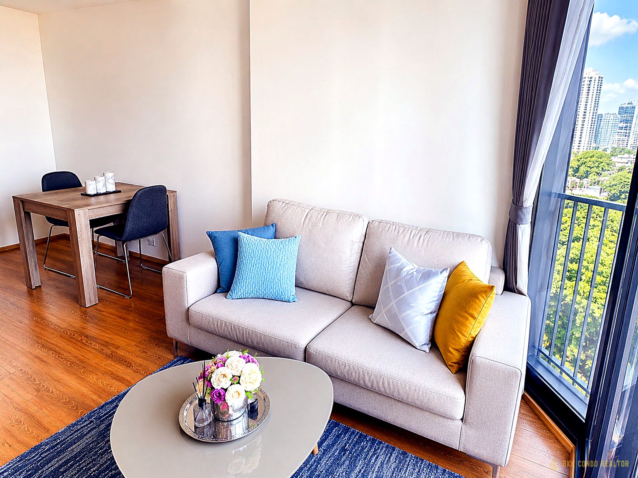 1-Bedroom Condo for Rent at Noble BE33 (34 sqm) — Phrom Phong BTS