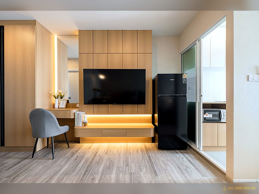 Studio Condo for Rent at Regent Home Bangna (28.21 sqm) — Bangna BTS