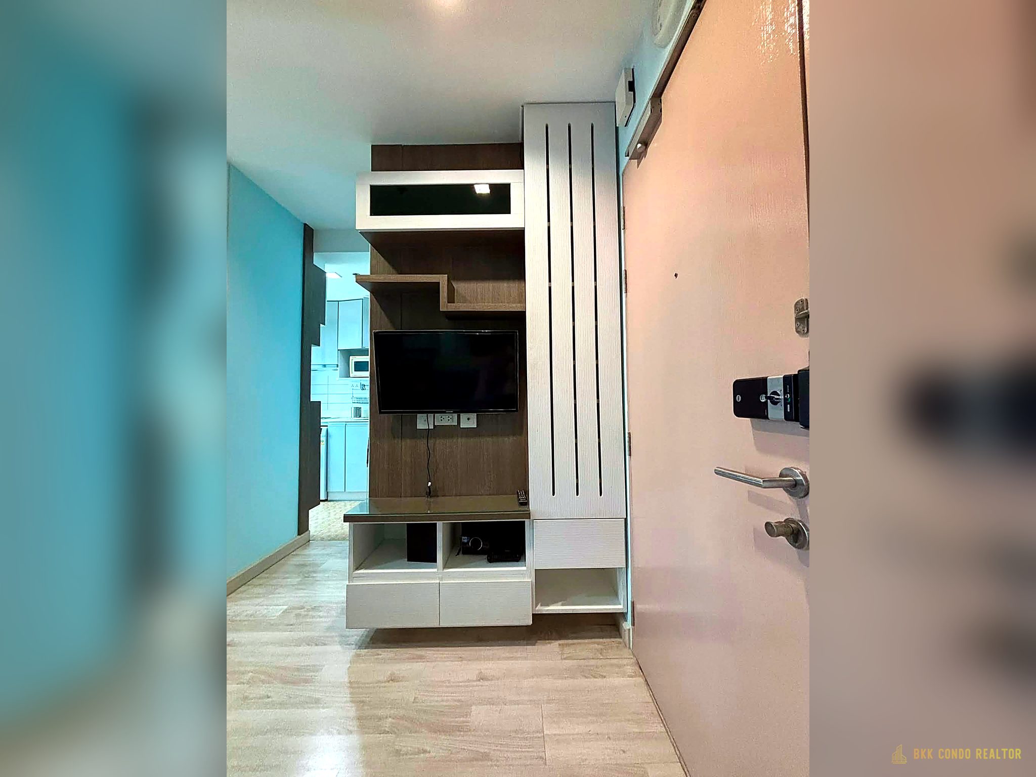 Studio Condo for Rent at IDEO Mobi Sukhumvit 81 (22 sqm) — On Nut BTS