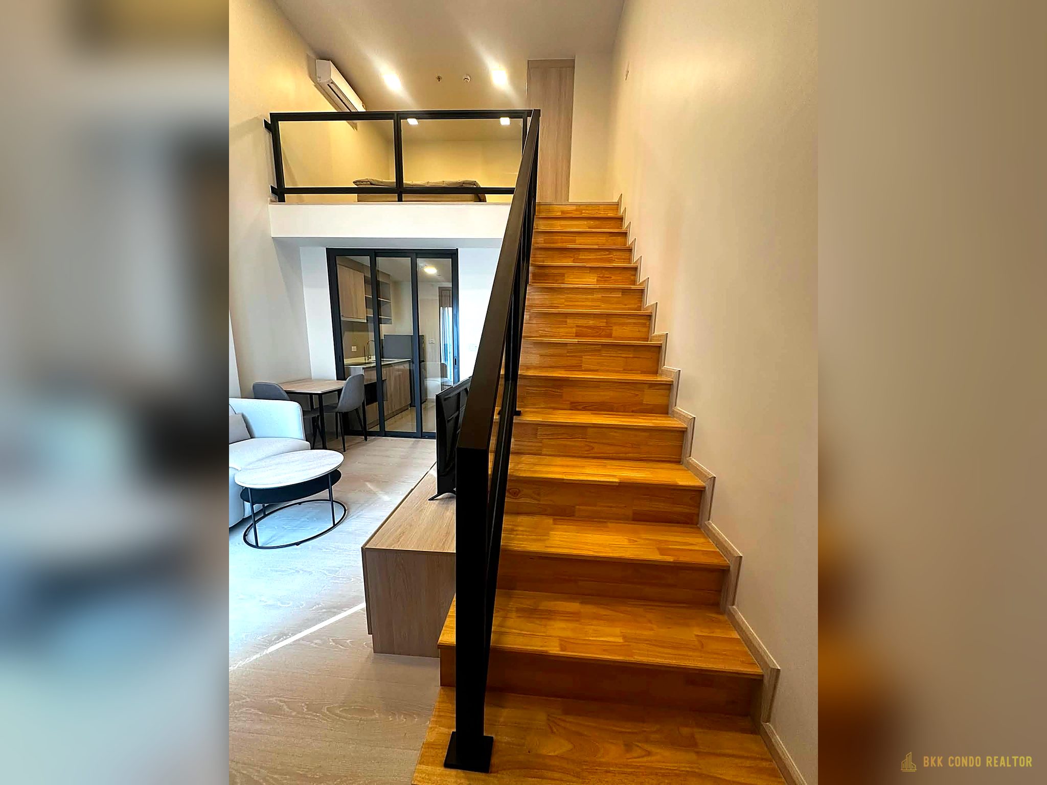 04-living_room-9 1-Bedroom Condo for Rent at FLO by Sansiri (38 sqm) — Khlong San BTS