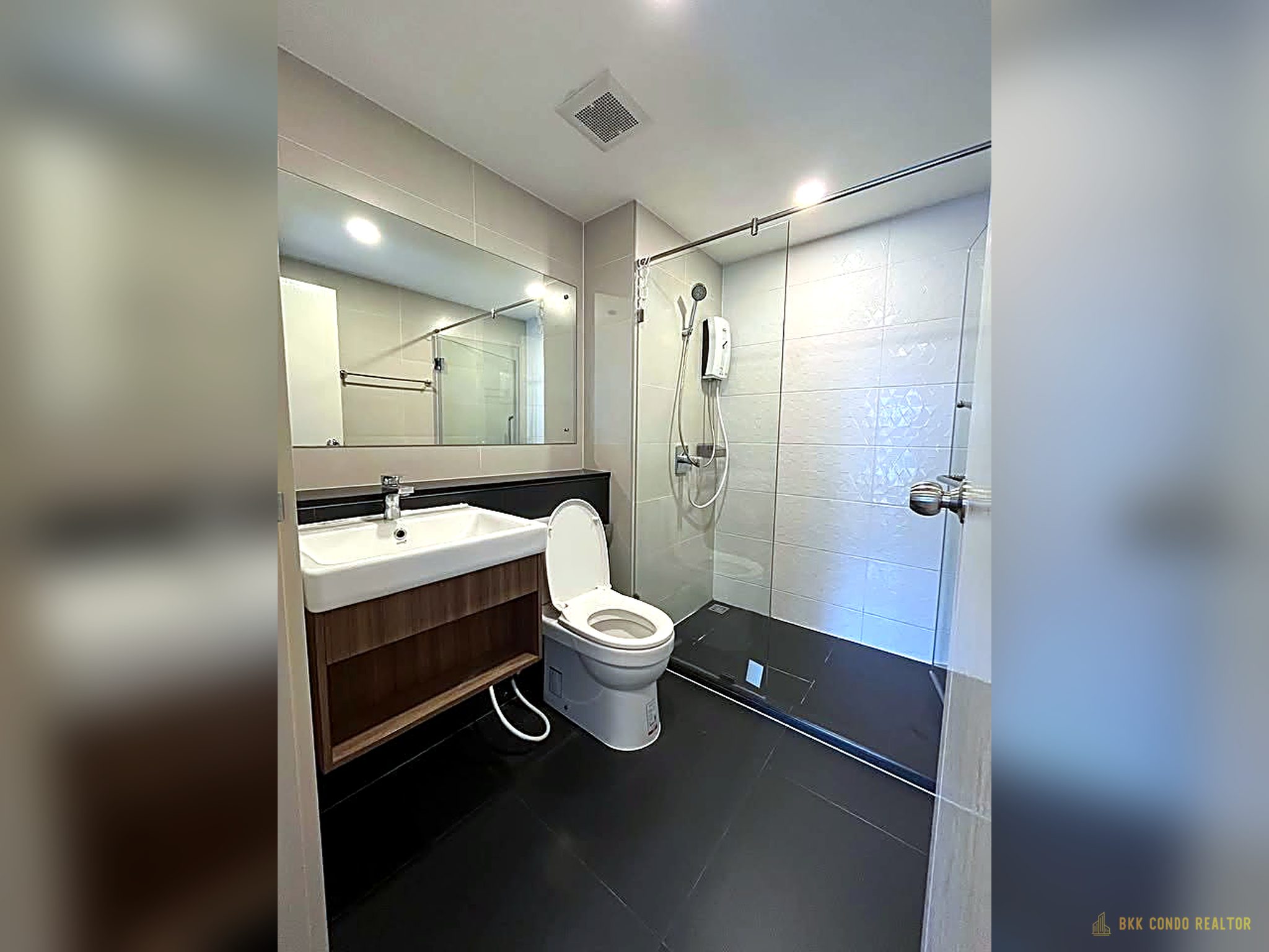 05-bathroom-15 1-Bedroom Condo for Rent at ARISE Condo Ratchada 19 (29 sqm) — Ratchada MRT