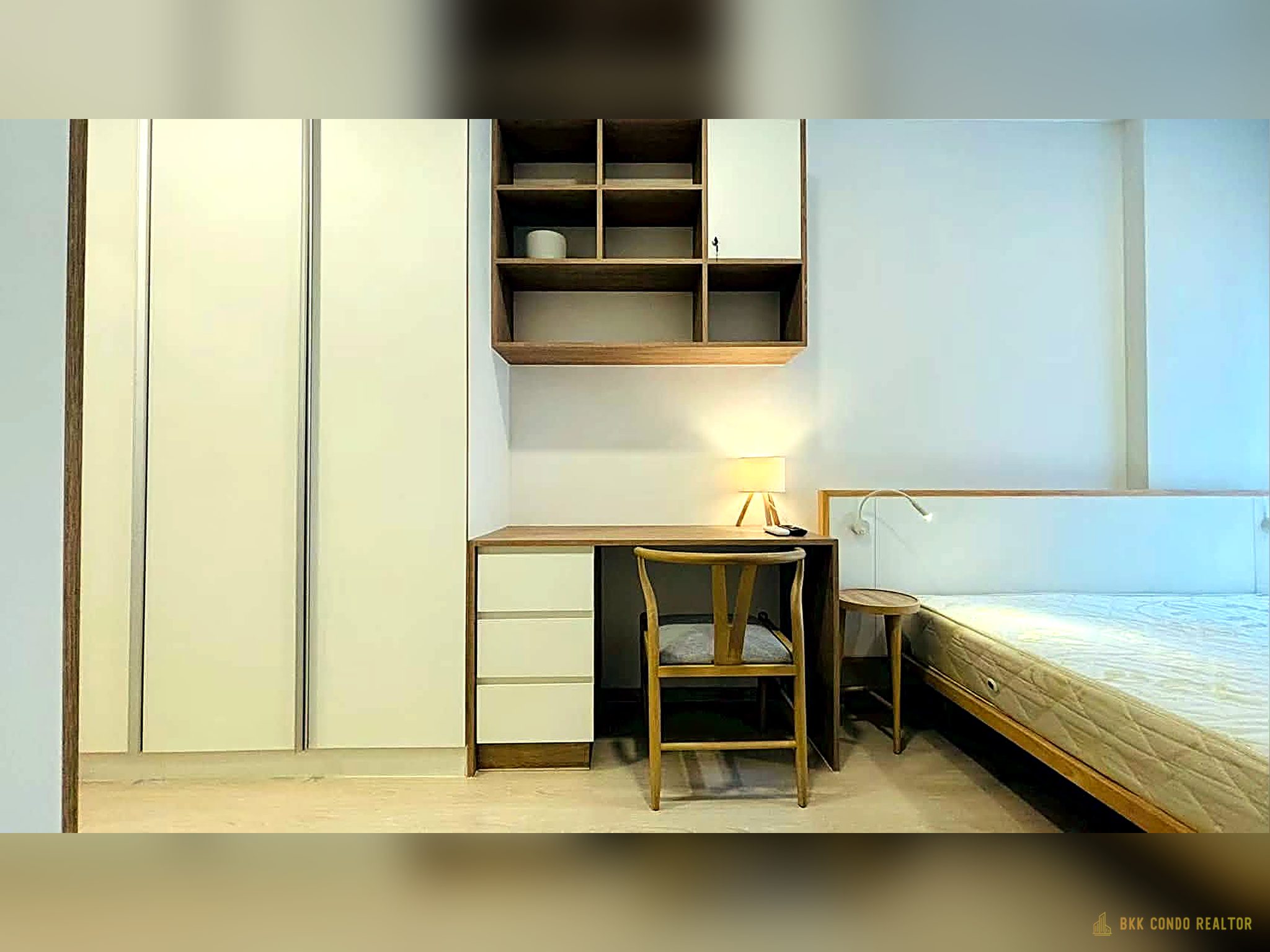 1-Bedroom Condo for Rent at Noble Ambience Sukhumvit 42 (38.56 sqm) — Ekkamai BTS