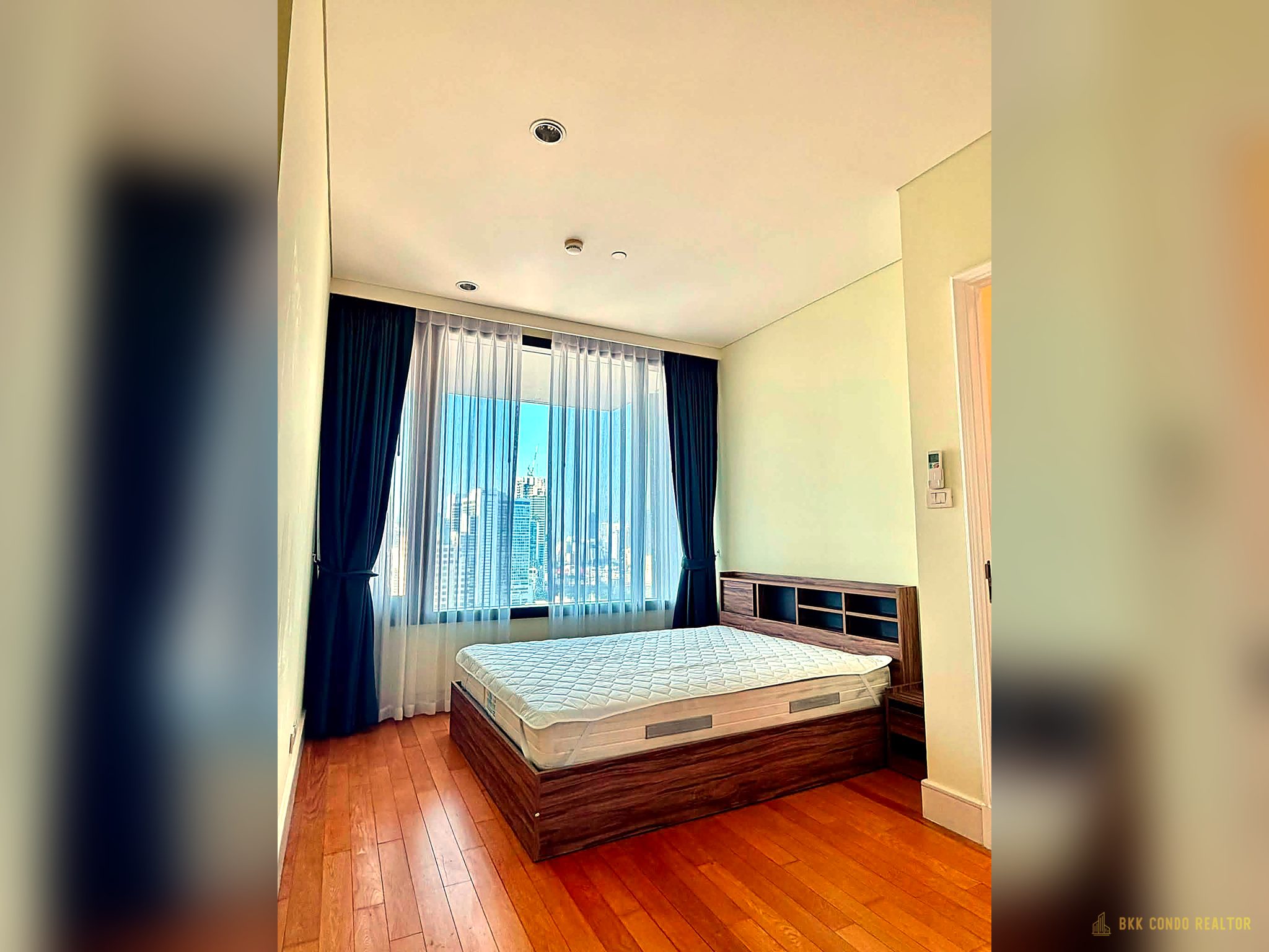 2-Bedroom Condo for Rent at Aguston Sukhumvit 22 (95 sqm) — Phrom Phong BTS