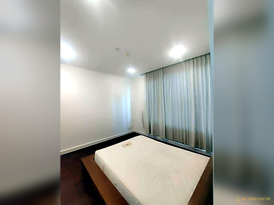 1-Bedroom Condo for Rent at Manhattan Chidlom (58 sqm) — Chidlom BTS