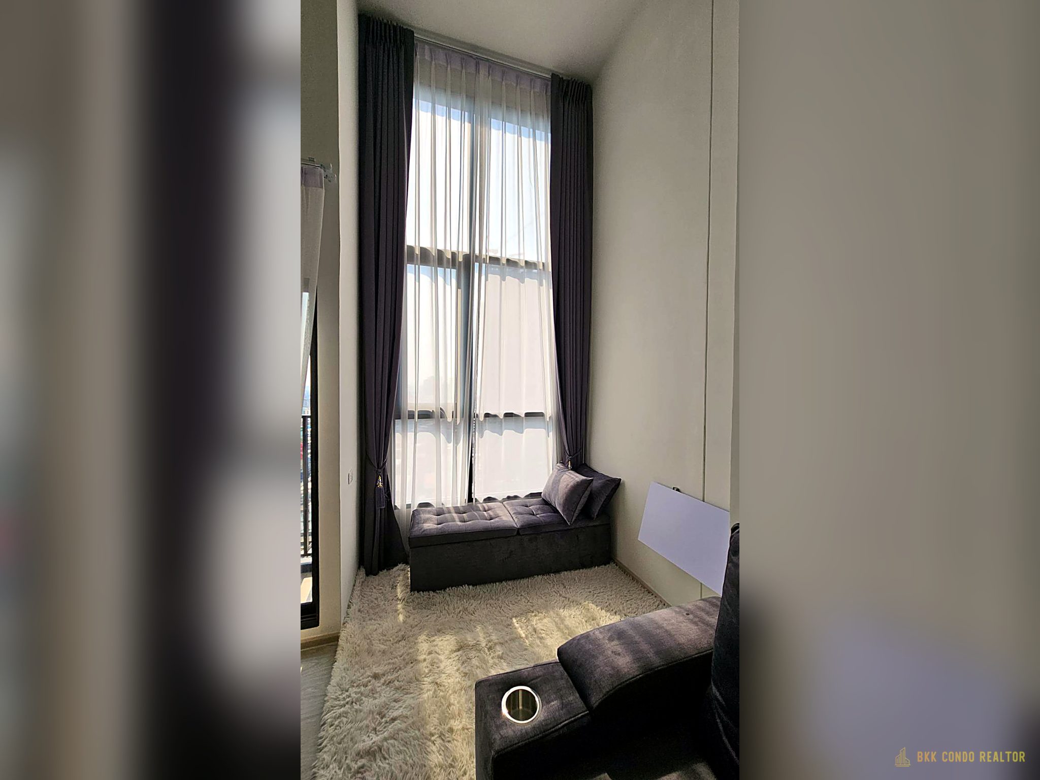 Duplex 1-Bedroom Condo for Rent at Origin Plug & Play Ramkhamhaeng Triple Station (35 sqm) — Ramkhamhaeng