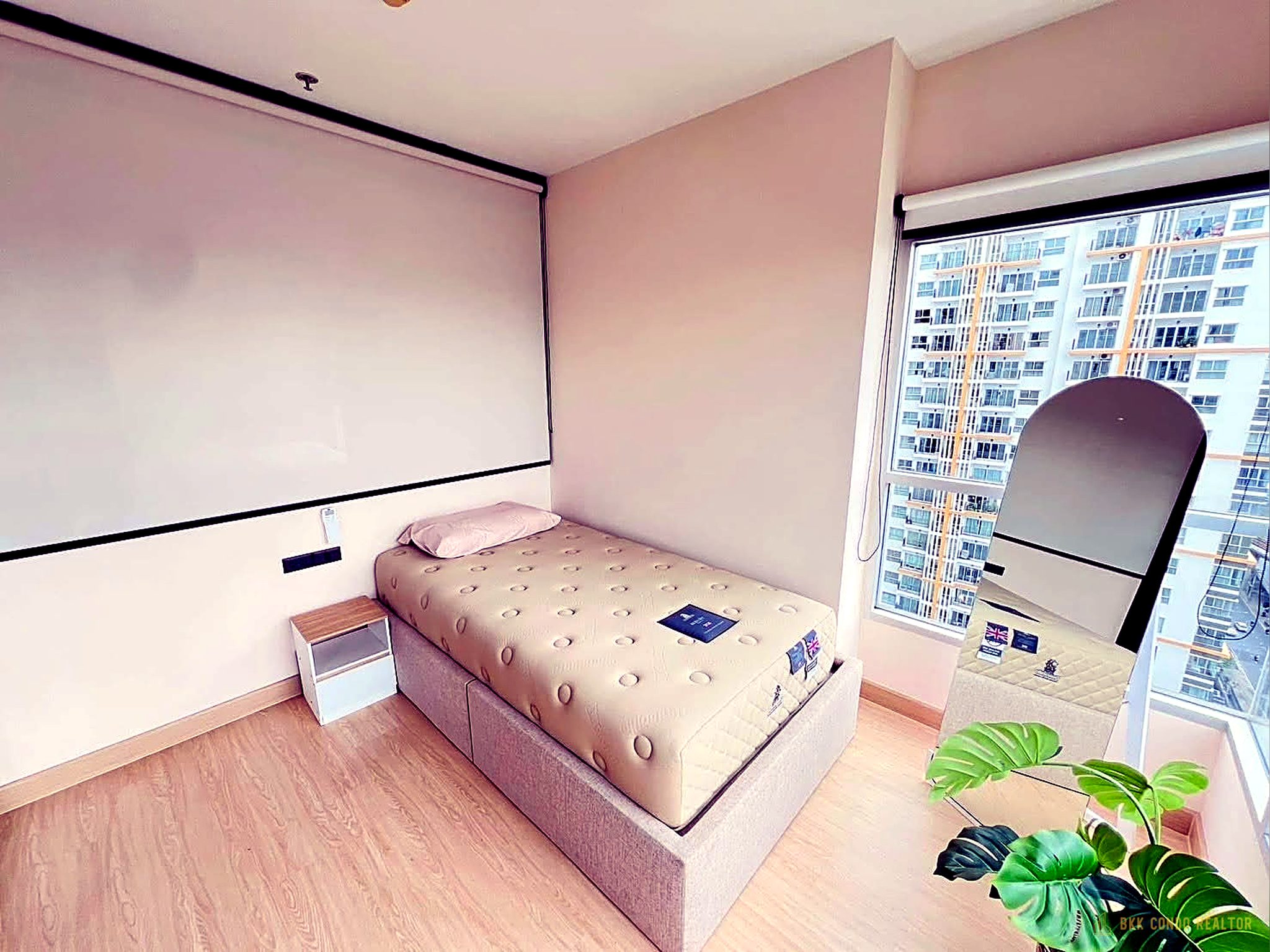 1-Bedroom Condo for Rent at The Parkland Taksin – Thapra (50 sqm) — BTS Talat Phlu