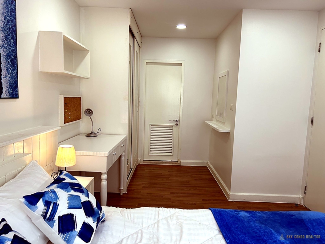 1-Bedroom Condo for Rent at The Clover Thonglor (36 sqm) — Thonglor BTS