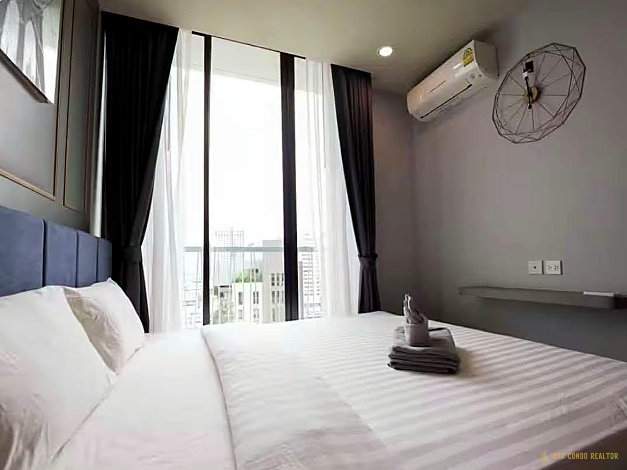 1-Bedroom Condo for Rent at Noble Recole Sukhumvit 19 (35 sqm) — Asoke BTS