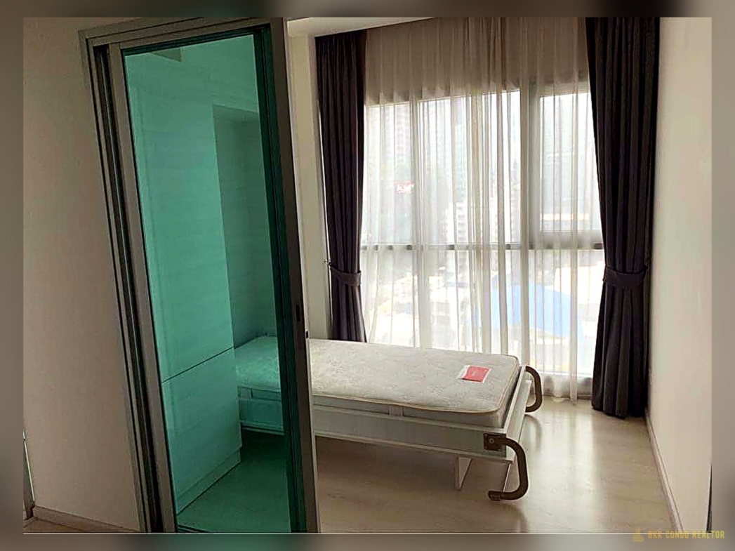 2-Bedroom Condo for Rent at Life Ratchadapisek (46 sqm) — Huai Khwang MRT