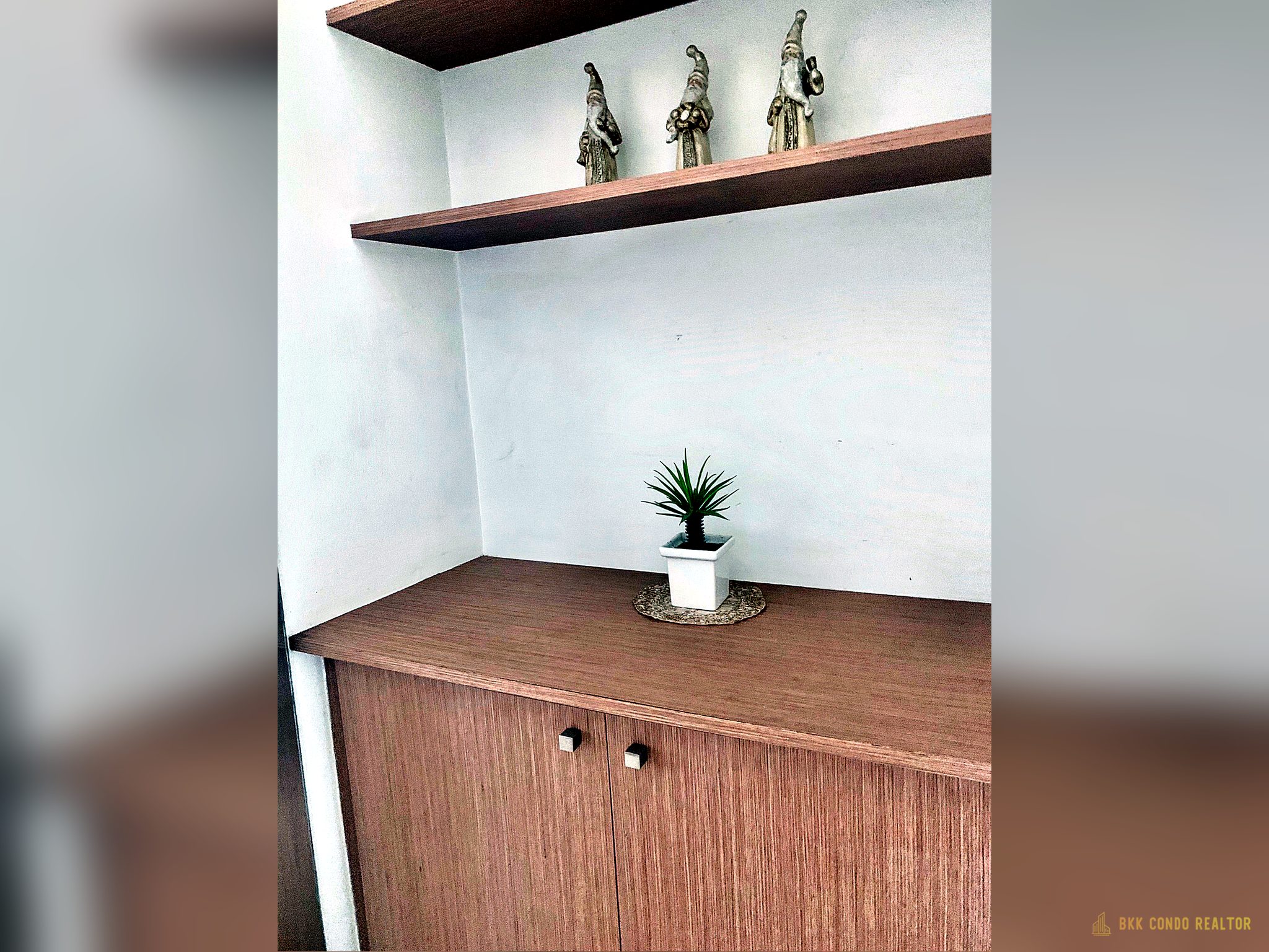1-Bedroom Condo for Rent at Ideo Mix Phaholyothin (38 sqm) — Saphan Khwai BTS