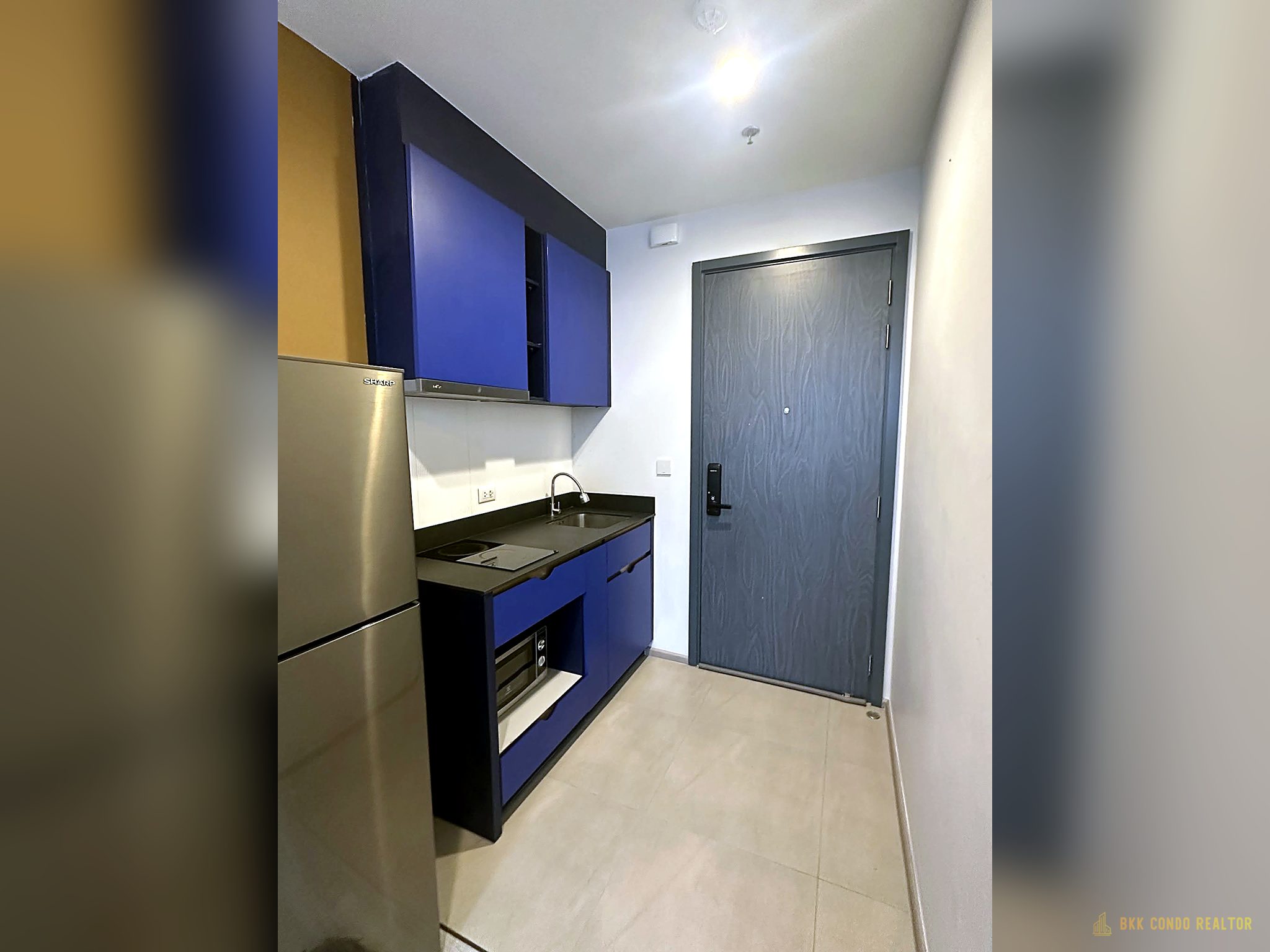 1-Bedroom Condo for Rent at XT Ekkamai (30 sqm) — Ekkamai BTS