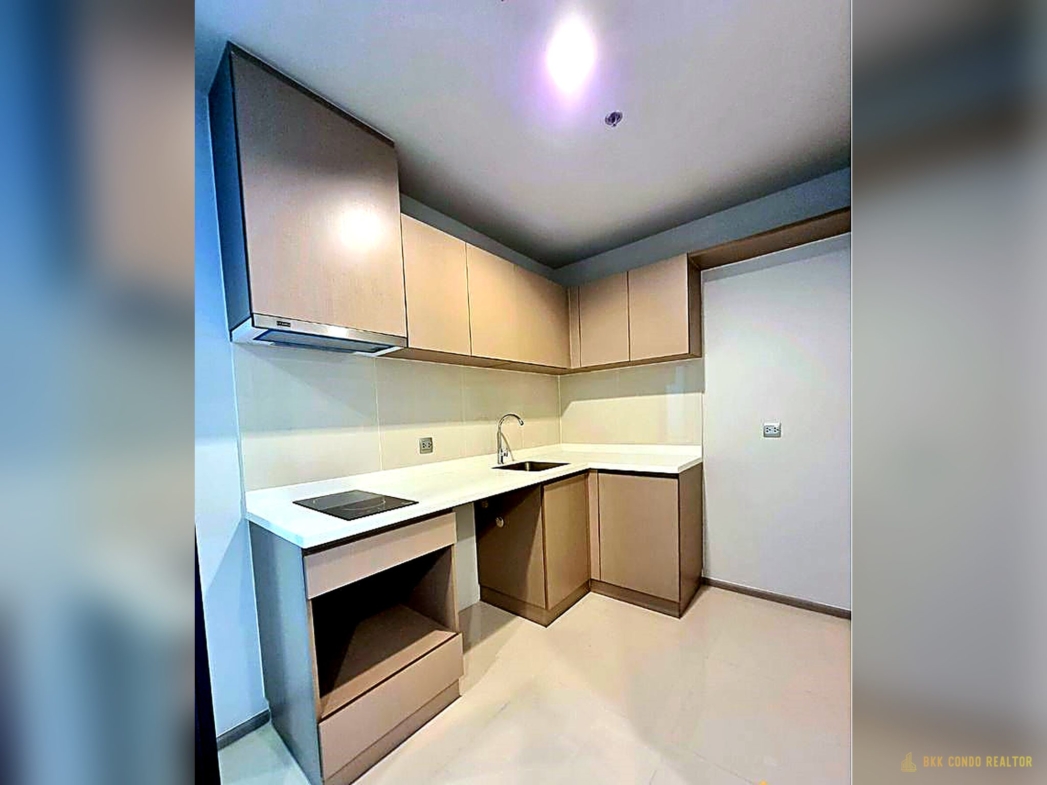 1-Bedroom Condo for Rent at Life Ladprao (35 sqm) — Ha Yaek Lat Phrao BTS