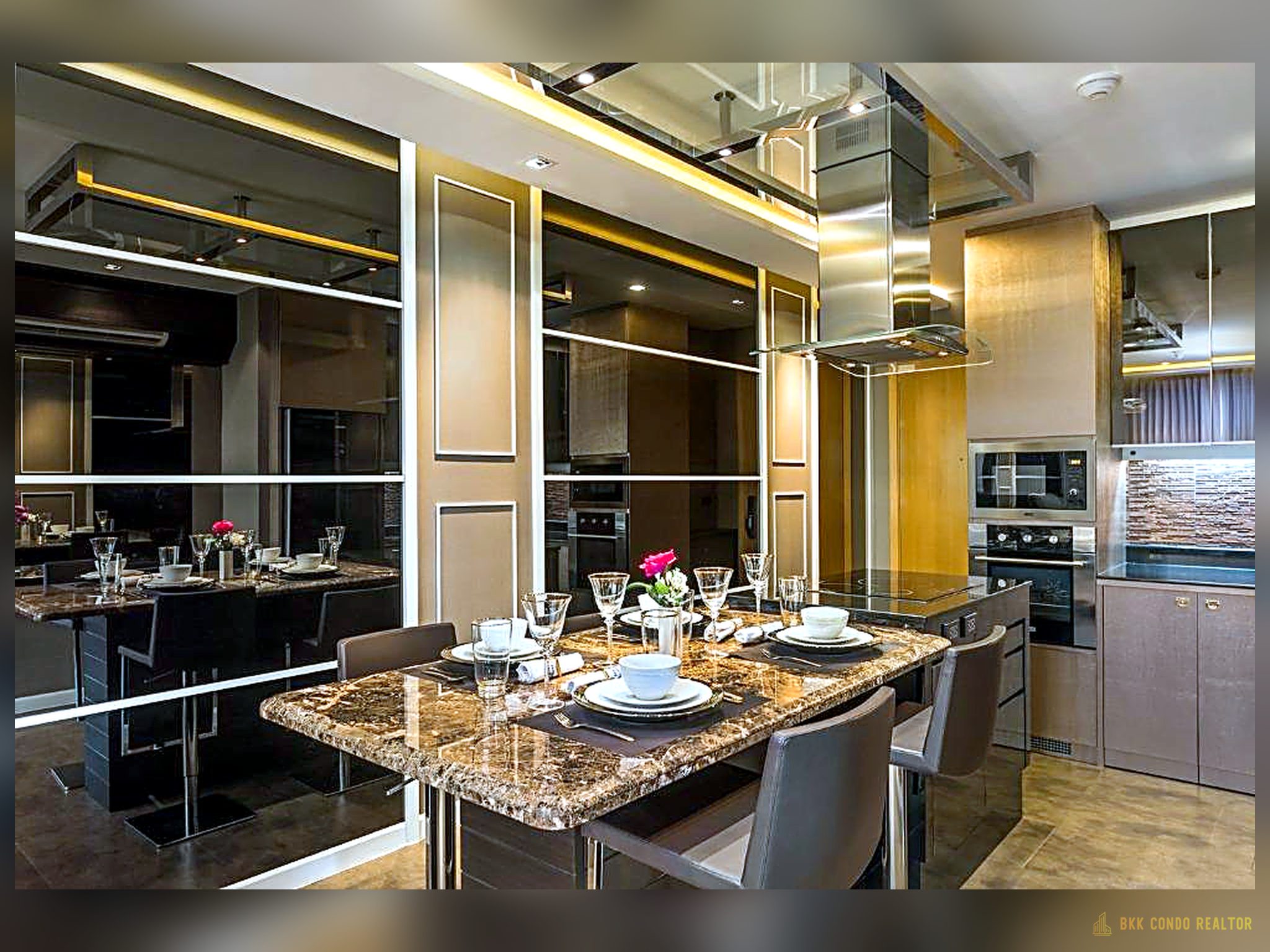 05-kitchen-51 2-Bedroom Corner Condo for Rent at Circle Condominium (72 sqm) — Phetchaburi MRT