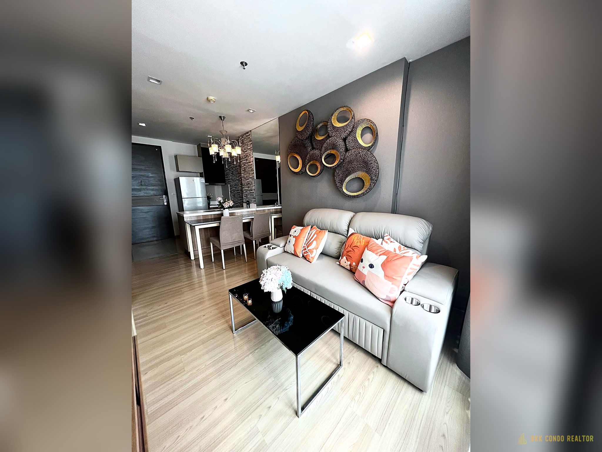1-Bedroom Condo for Rent at Rhythm Sathorn 21 (45 sqm) — BTS Saphan Taksin