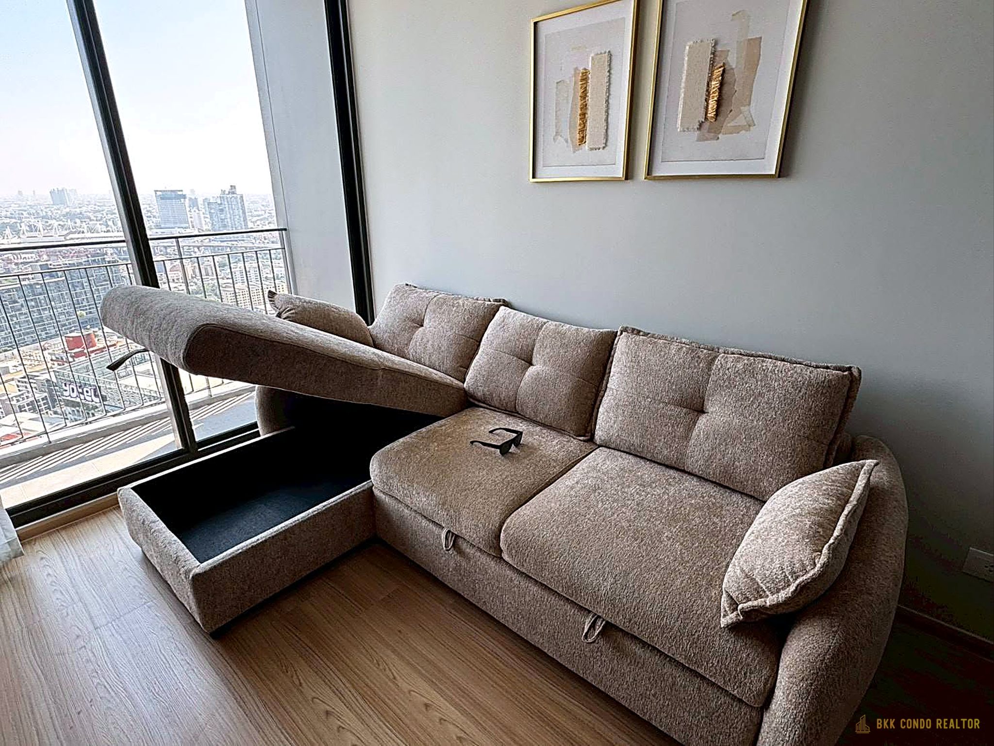 05-living_room-34 2-Bedroom Condo for Rent at Skyrise Avenue Sukhumvit 64 (45.27 sqm) — Punnawithi BTS