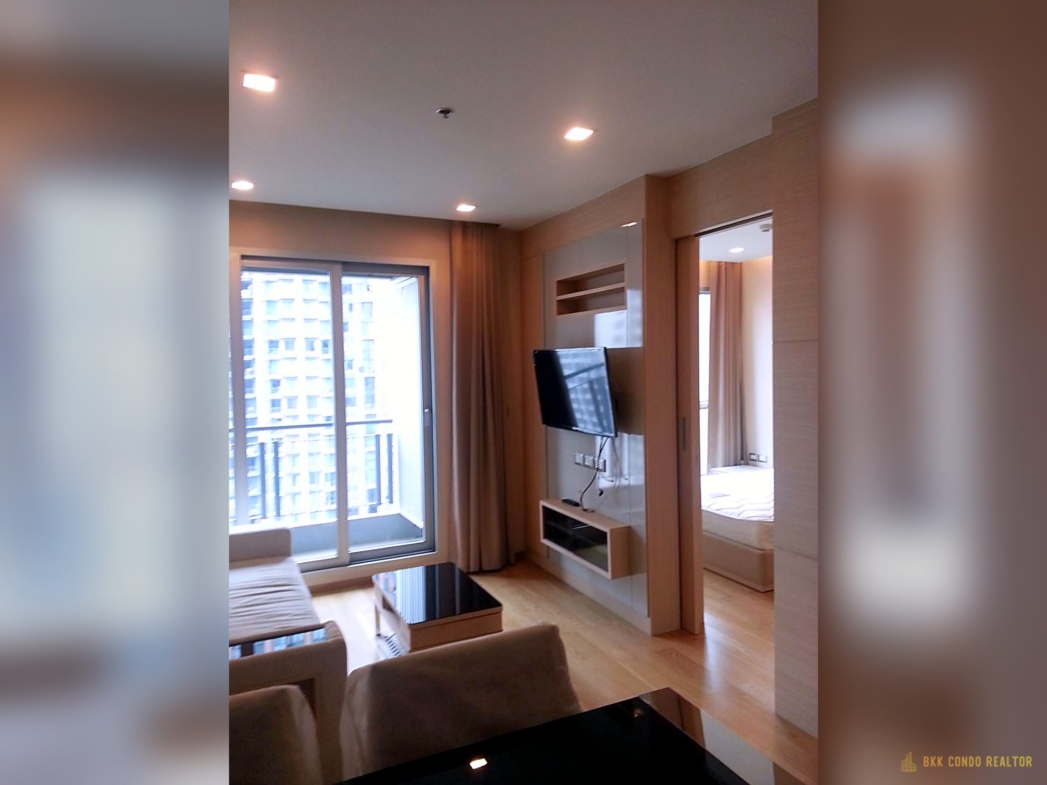 1-Bedroom Condo for Rent at The Address Asoke (45 sqm) — MRT Phetchaburi