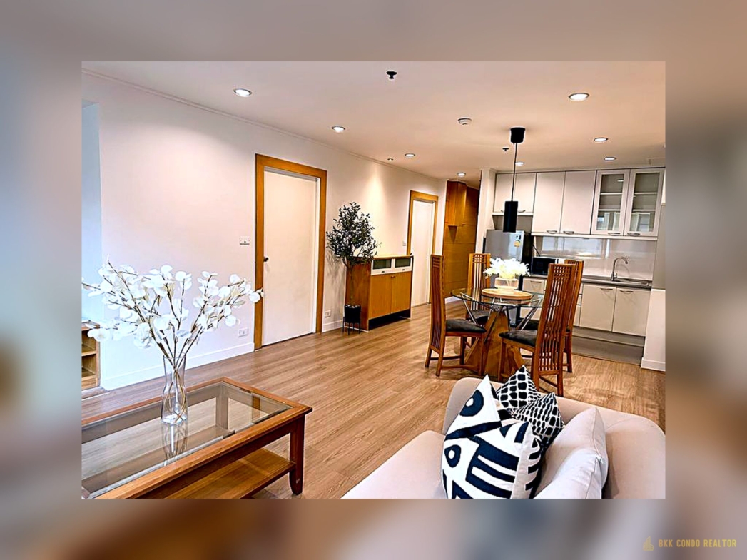 2-Bedroom Condo for Rent at The Royal Place 1 (84 sqm) — Ratchadamri BTS