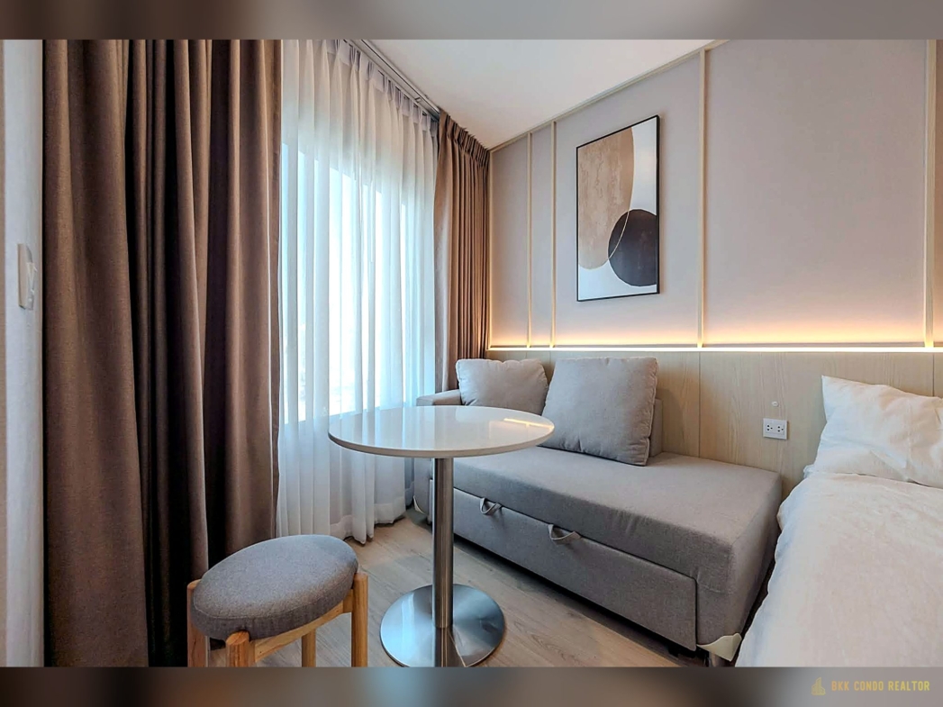 Studio Condo for Rent at Life Rama4 – Asoke (27 sqm) — Queen Sirikit MRT