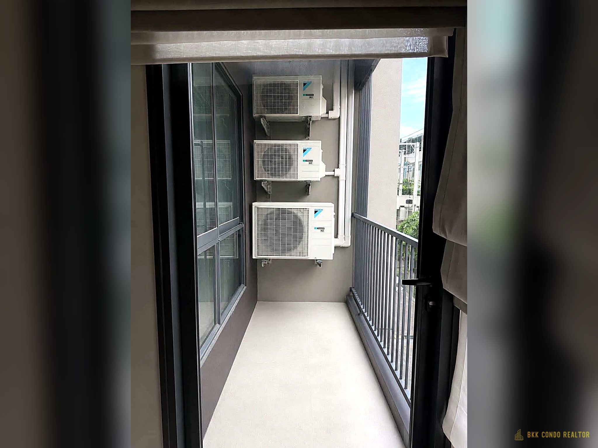 06-balcony_view-3 1-Bedroom Condo for Rent at Elio Del Nest (39 sqm) — Udom Suk BTS