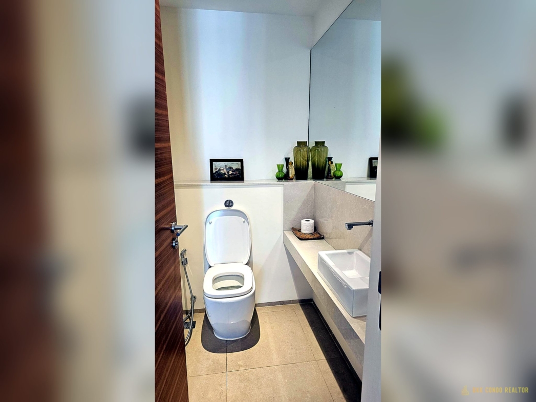 2-Bedroom Condo for Rent at The River Condo Charoen-Nakhon (138 sqm) — BTS Saphan Taksin