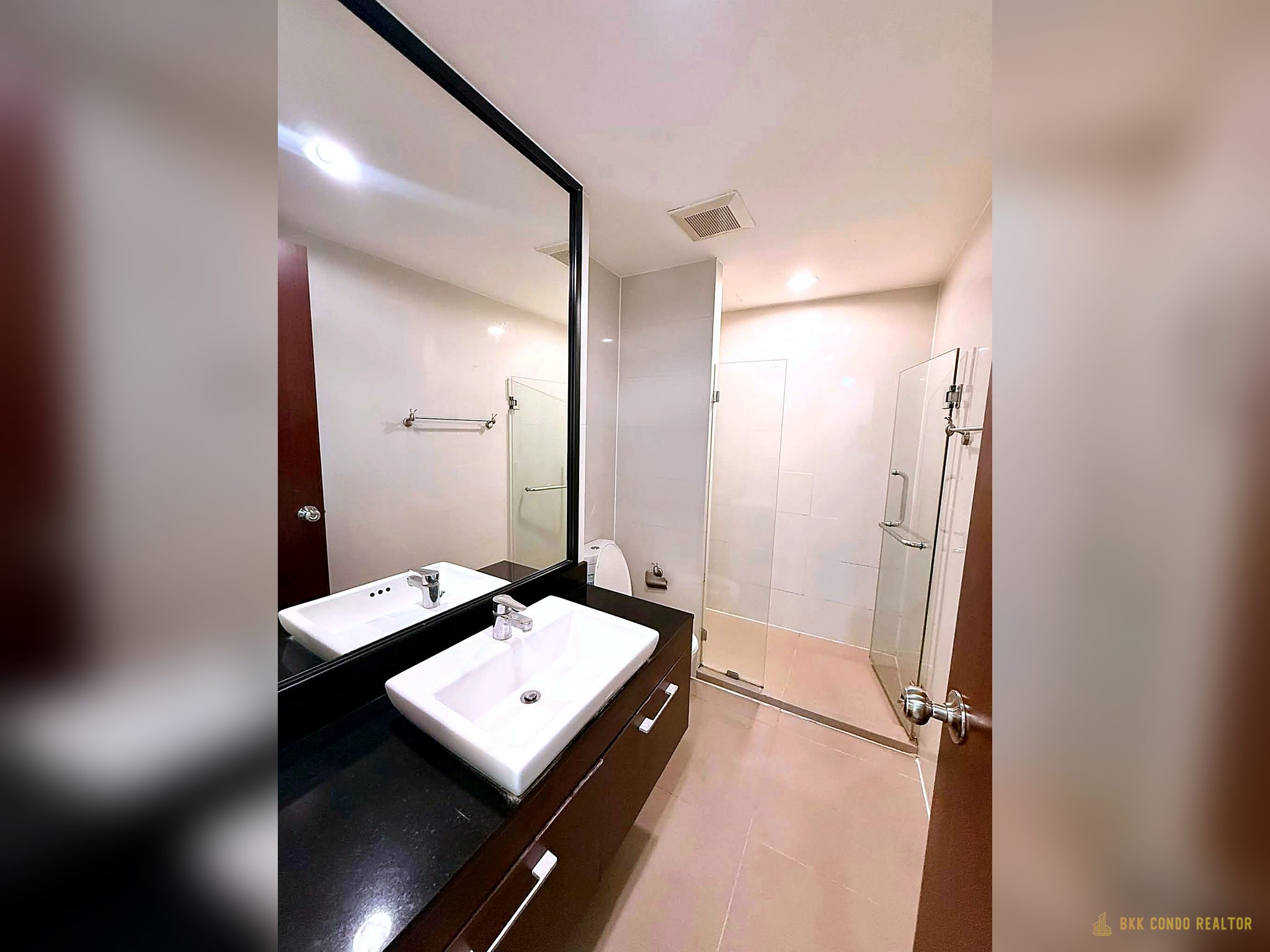 06-bathroom-42 1-Bedroom Condo for Rent at THE LINE Phahonyothin Park (46 sqm) — Ha Yaek Lat Phrao BTS