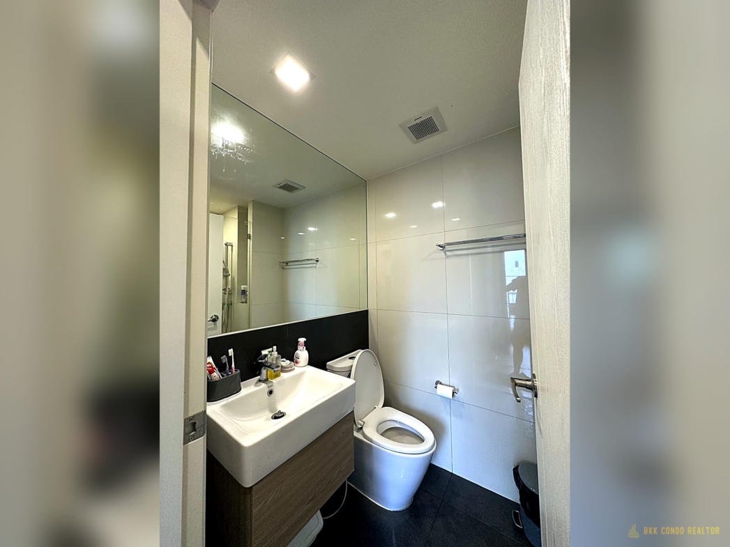 Studio Condo for Rent at Chambers Onnut Station (27 sqm) — On Nut BTS