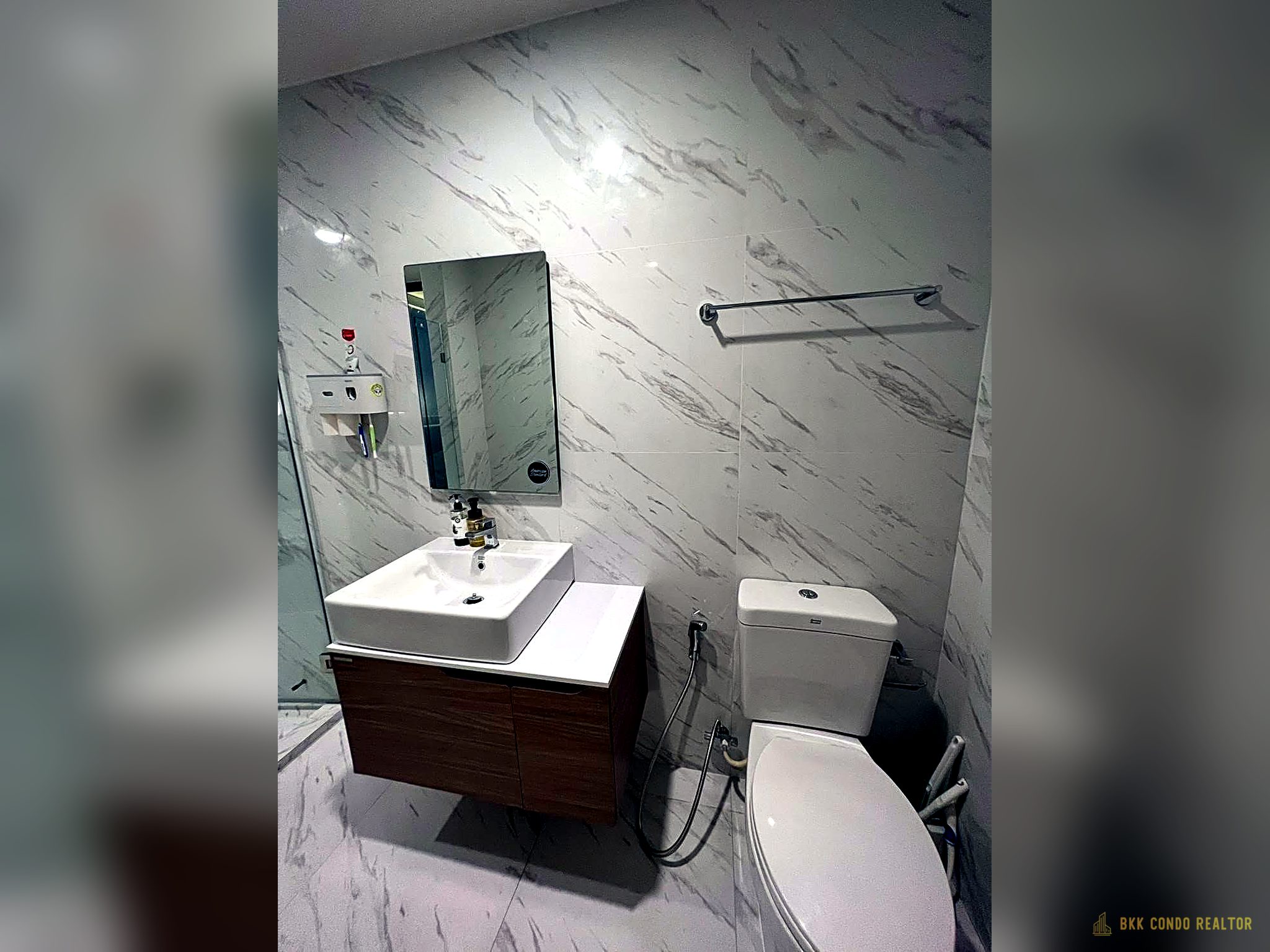1-Bedroom Condo for Rent at IDEO Mobi Eastpoint (36.45 sqm) — Bangna BTS