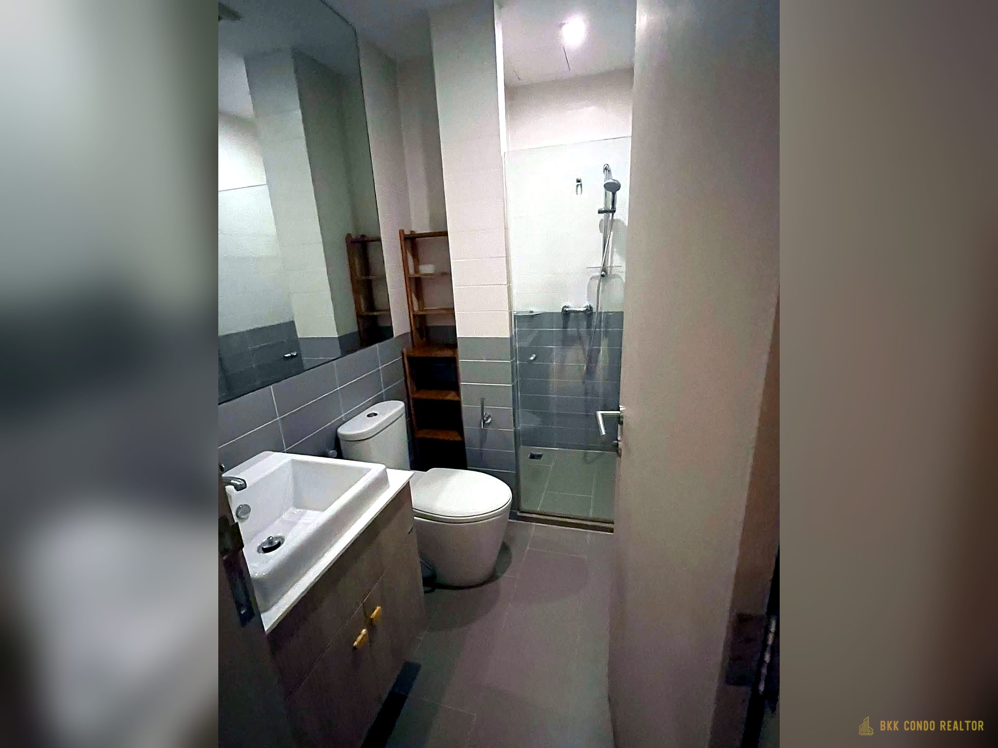 2-Bedroom Condo for Rent at IDEO Mobi Sathorn (42 sqm) — BTS Krung Thonburi