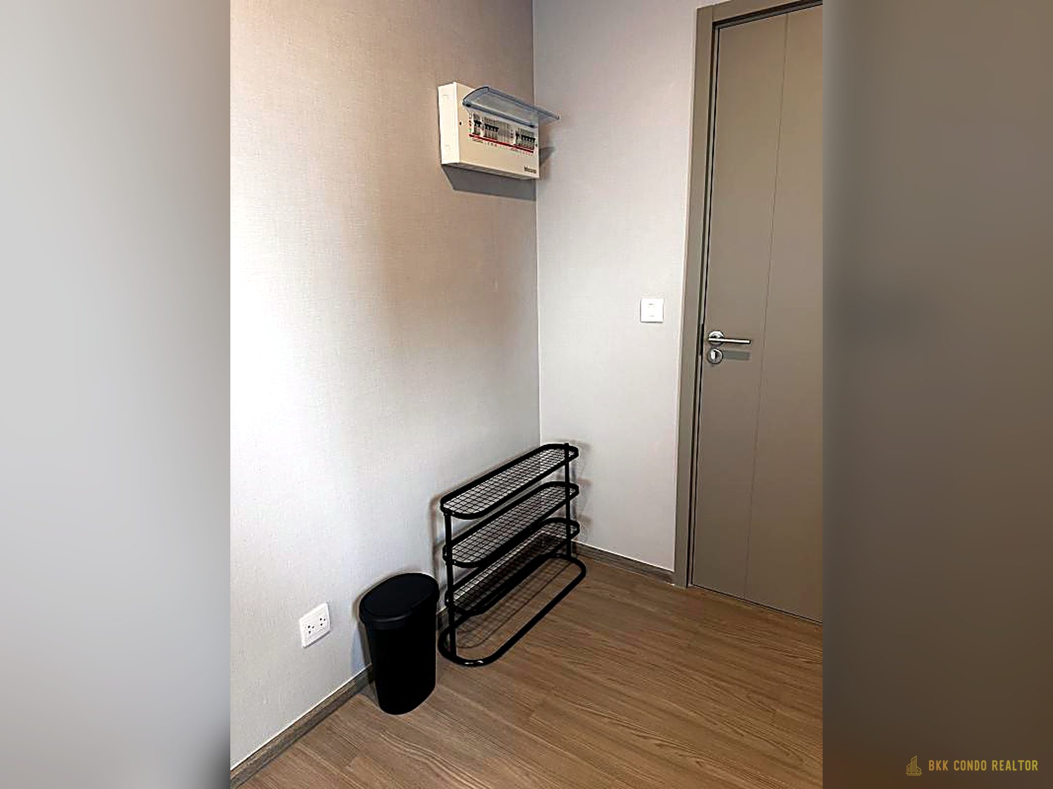 1-Bedroom Condo for Rent at Aspire Sukhumvit – Rama 4 (31 sqm) — Phra Khanong BTS