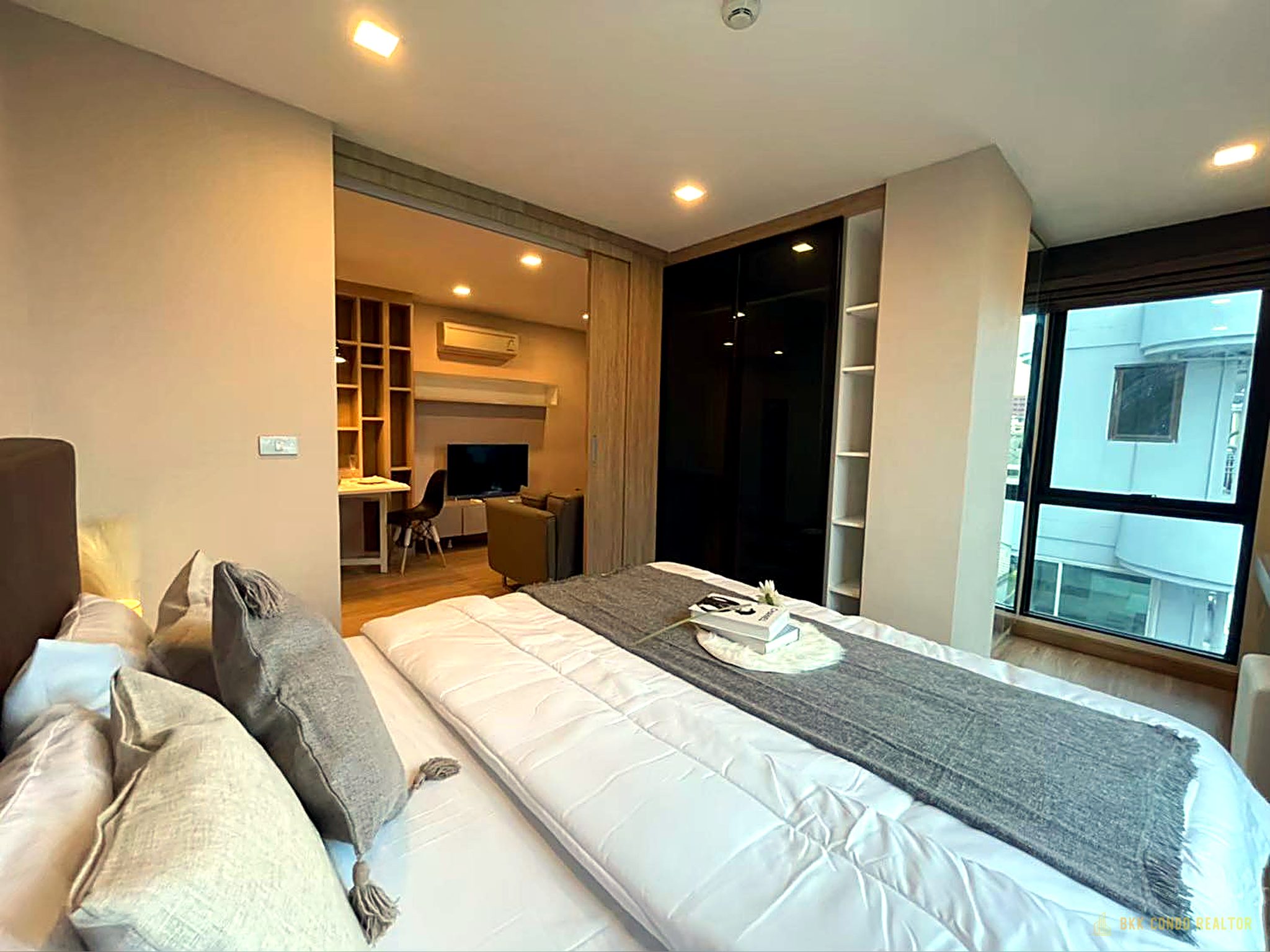 06-bedroom-111 1-Bedroom Condo for Rent at The ACE Ekamai (42 sqm) — Ekkamai BTS